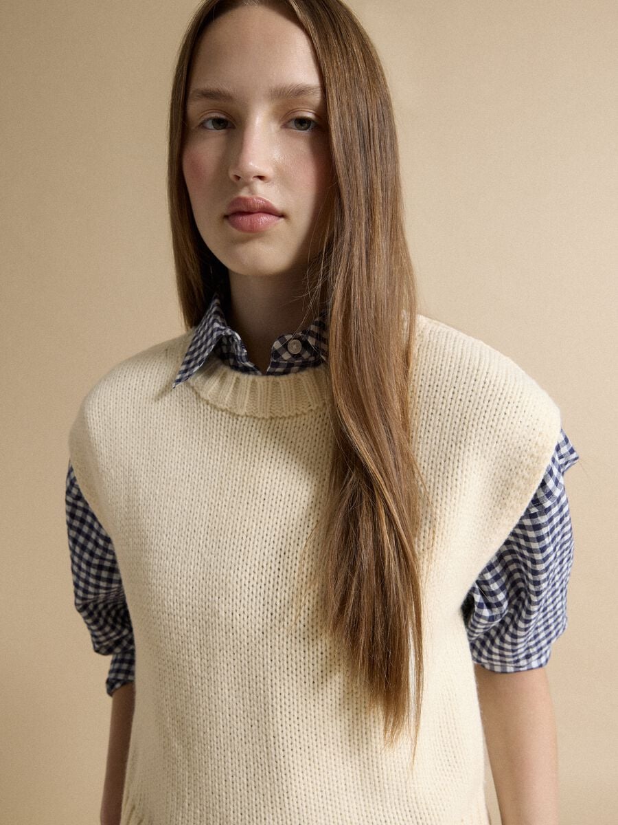 White crew-neck wool-blend oversized gilet_1