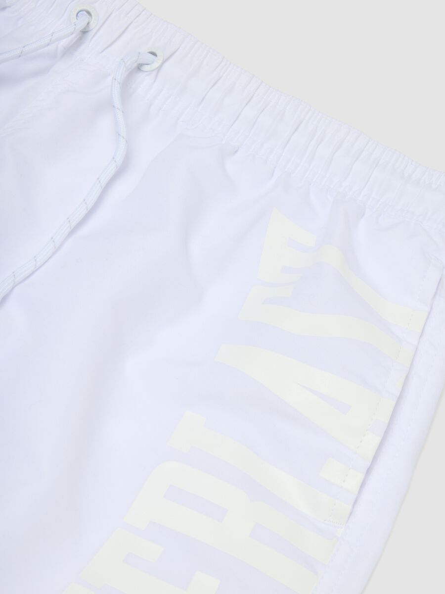 White swim shorts with drawstring_5