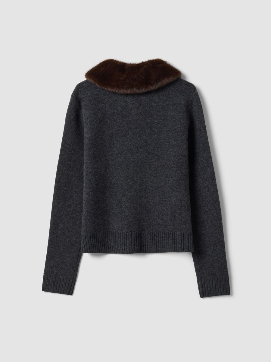 Grey cardigan with contrast collar, regular fit_6