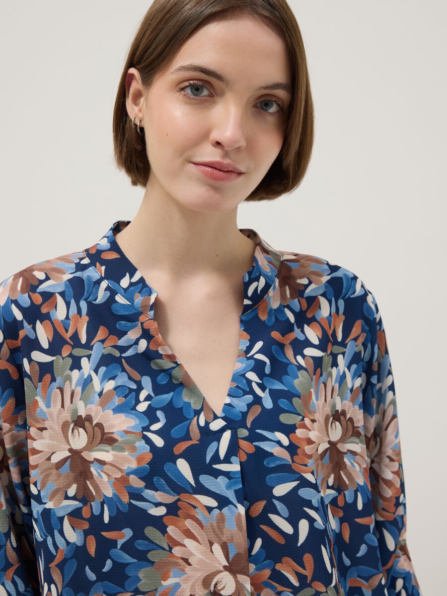 Multicolour long-sleeve top with floral pattern, regular fit_1