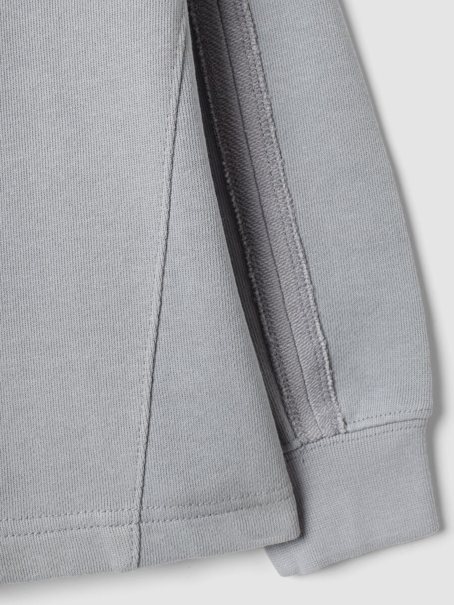 Grey cotton-blend crew-neck sweatshirt with print for boys, oversized fit_3