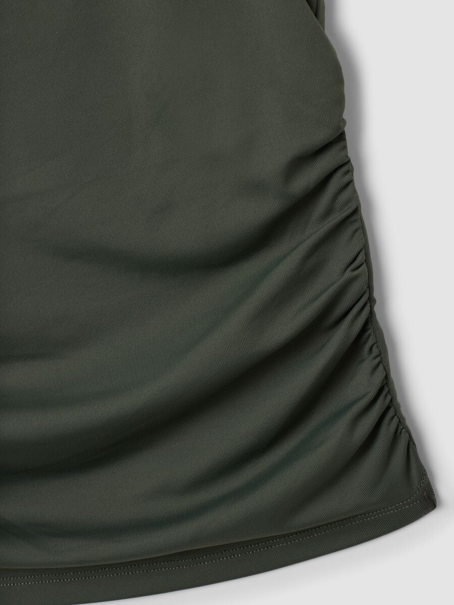 Tank top verde in tessuto elasticizzato con arricciature laterali_6
