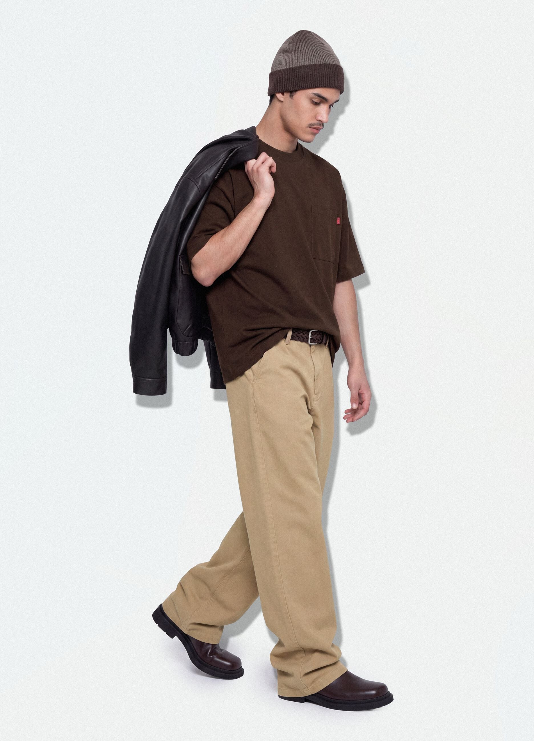 Brown pure cotton T-shirt with chest pocket, boxy fit