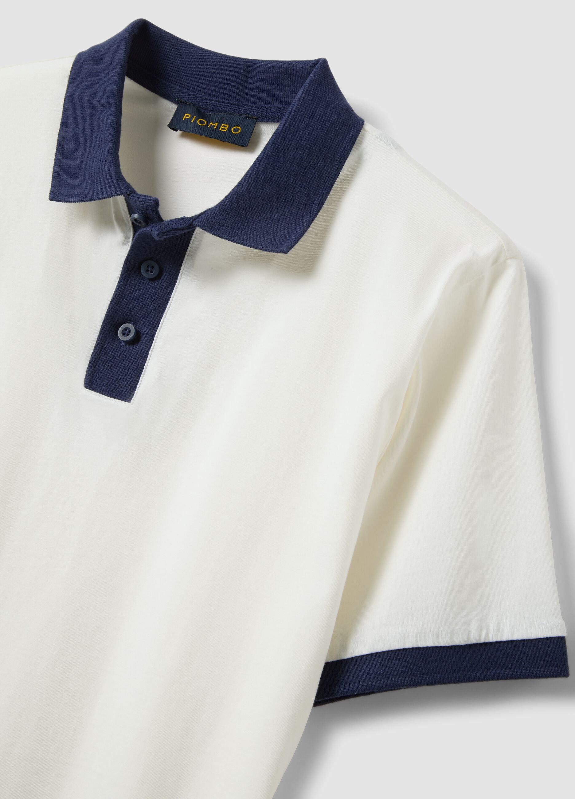 White pure cotton polo shirt with contrasting collar