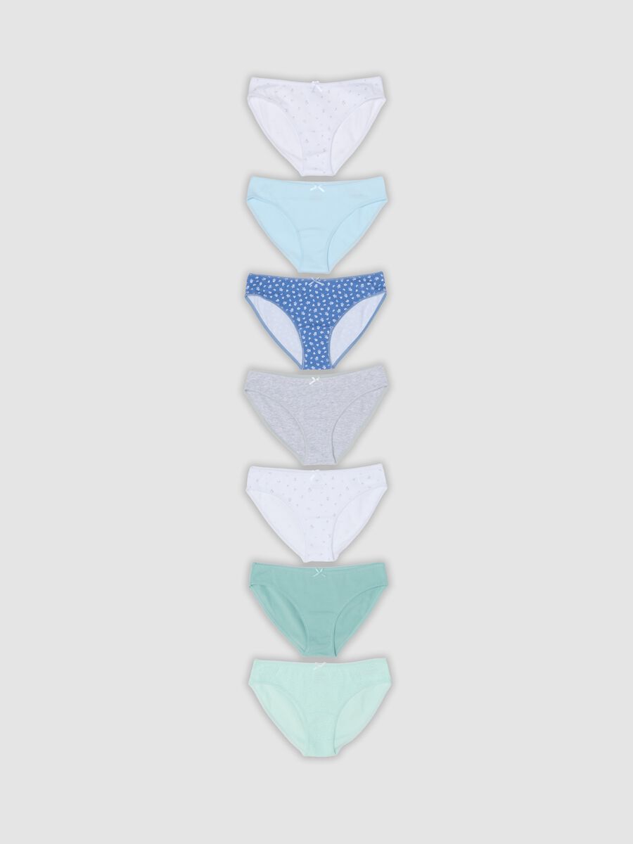 Seven-pack of multicolour girls&rsquo; briefs in stretch organic cotton_0