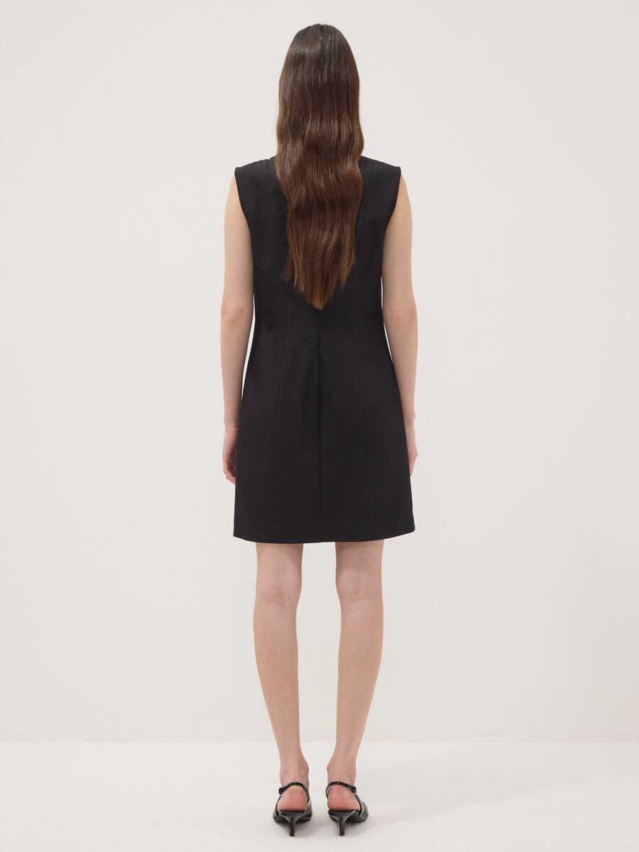 Black sleeveless fitted dress in stretch cotton with crew neck_3