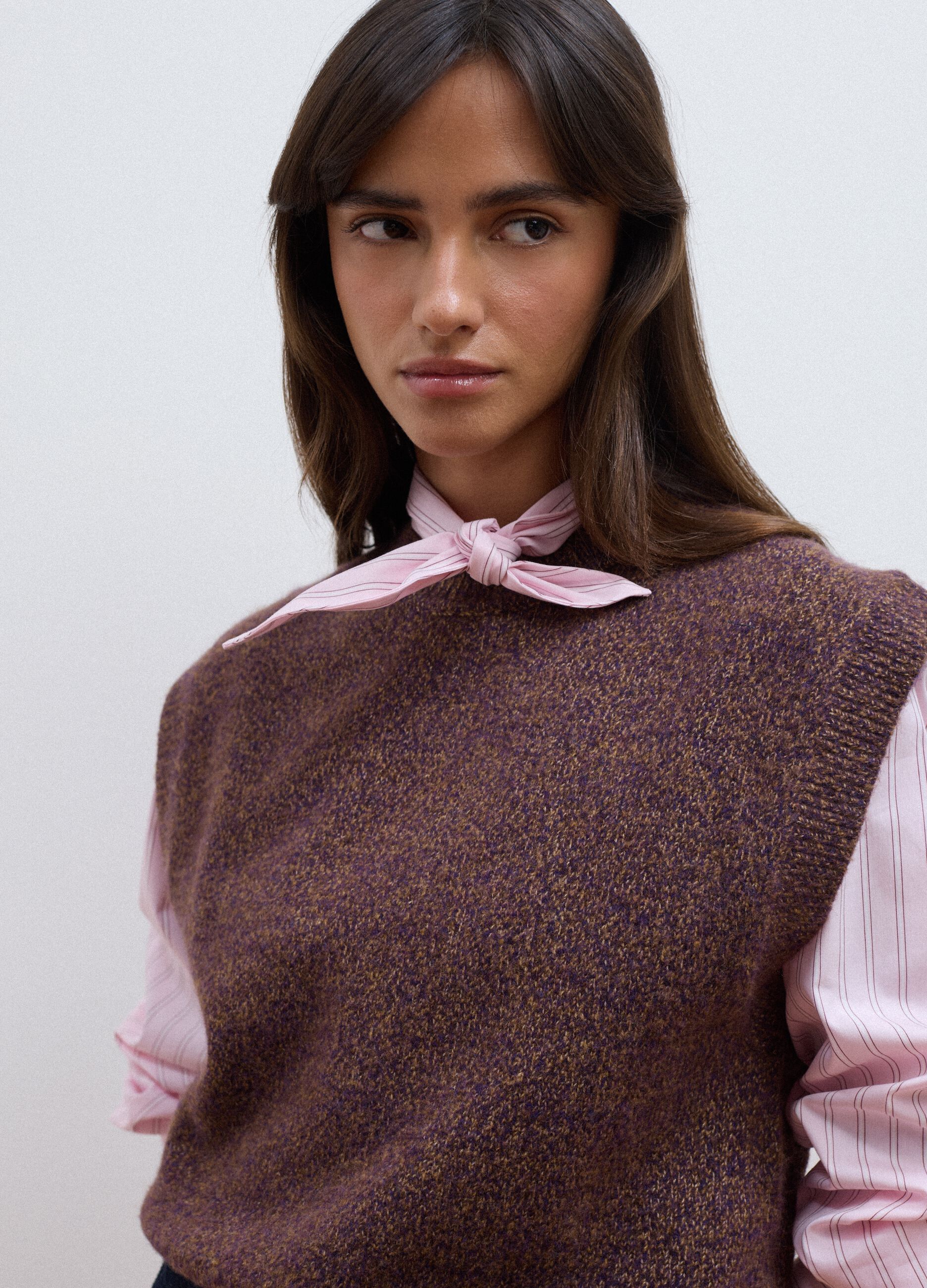 Brown crew-neck gilet in lyocell and wool blend