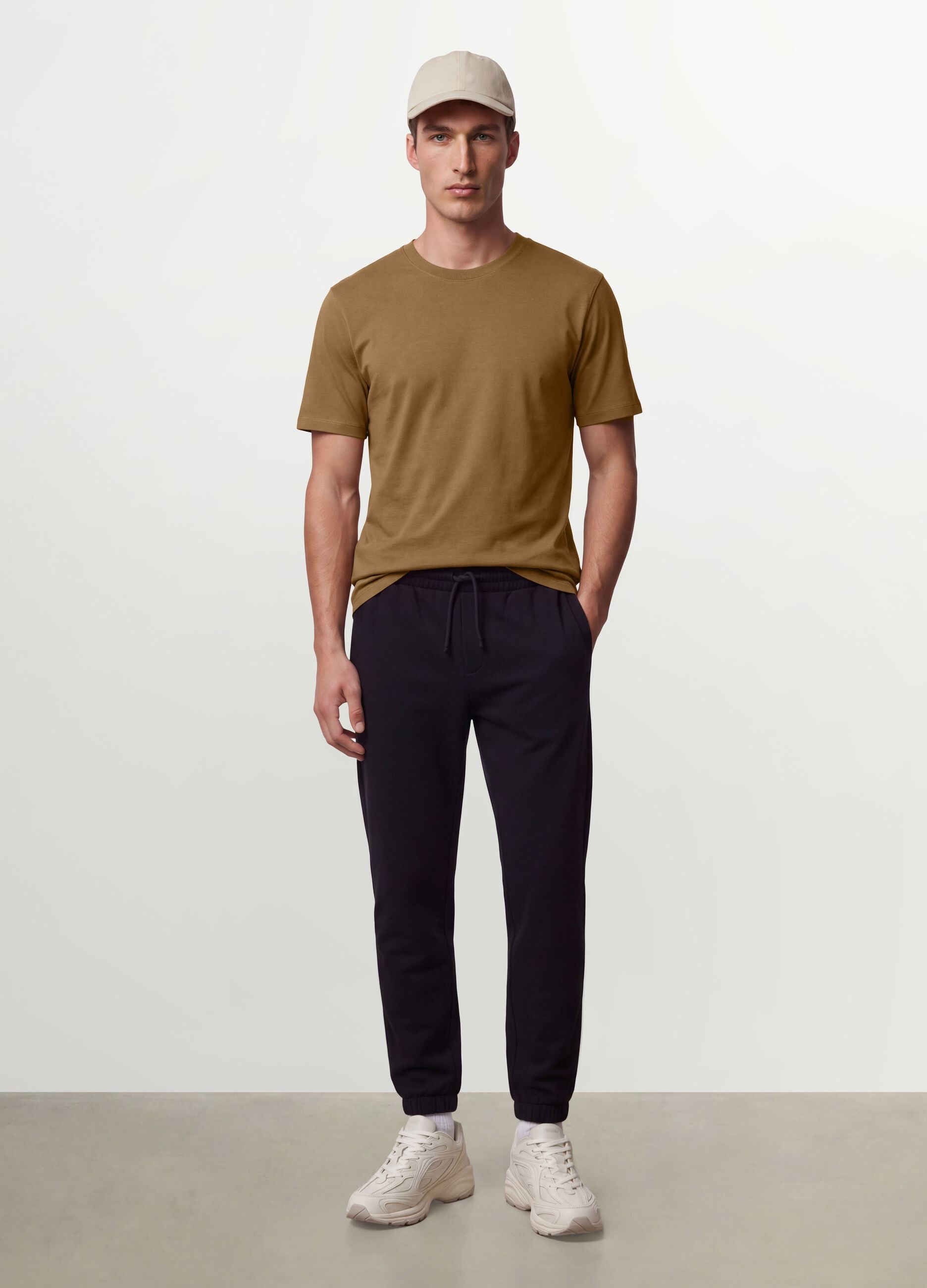 Brown regular-fit T-shirt in pure organic cotton jersey