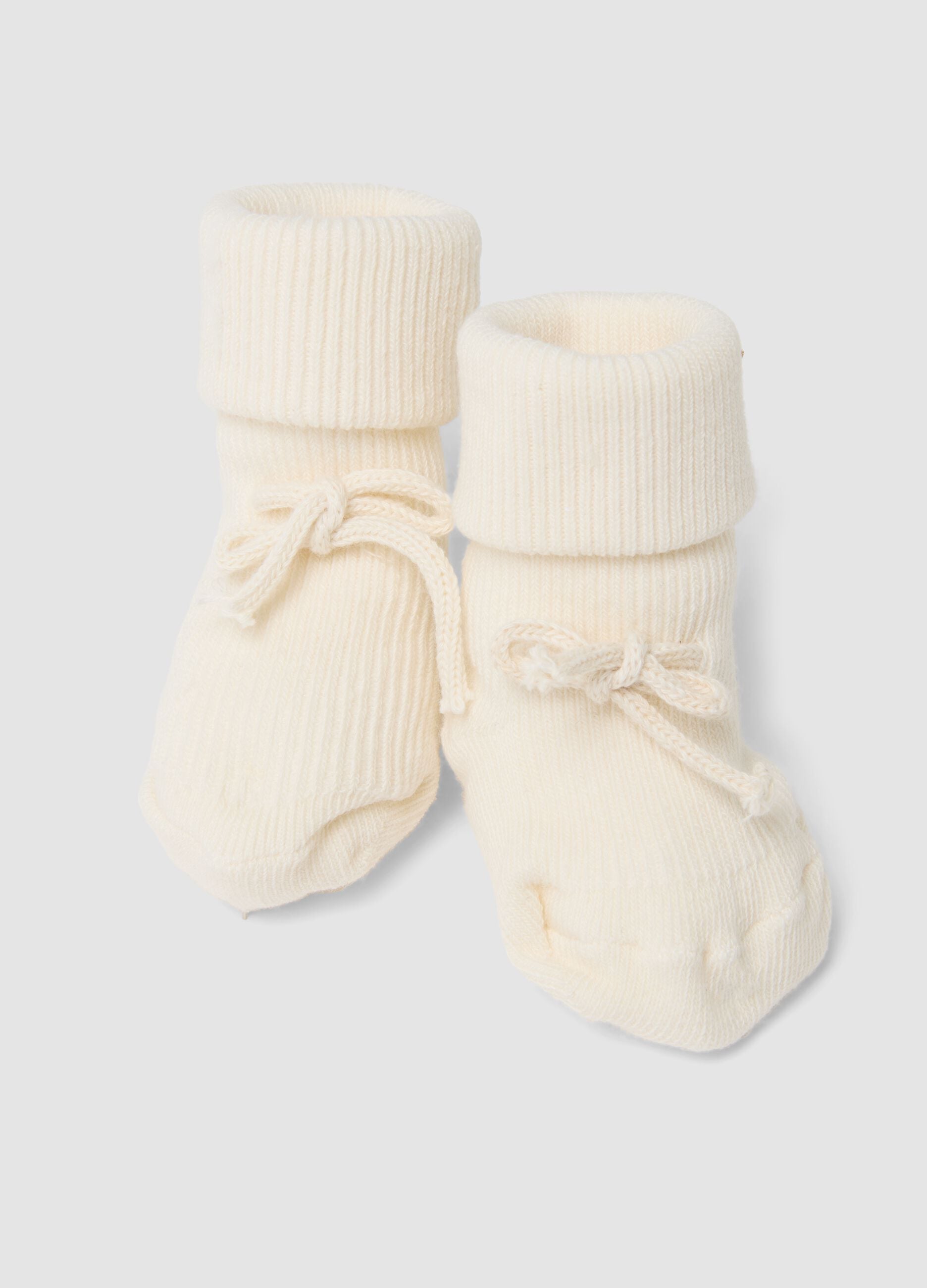 White organic cotton ribbed booties