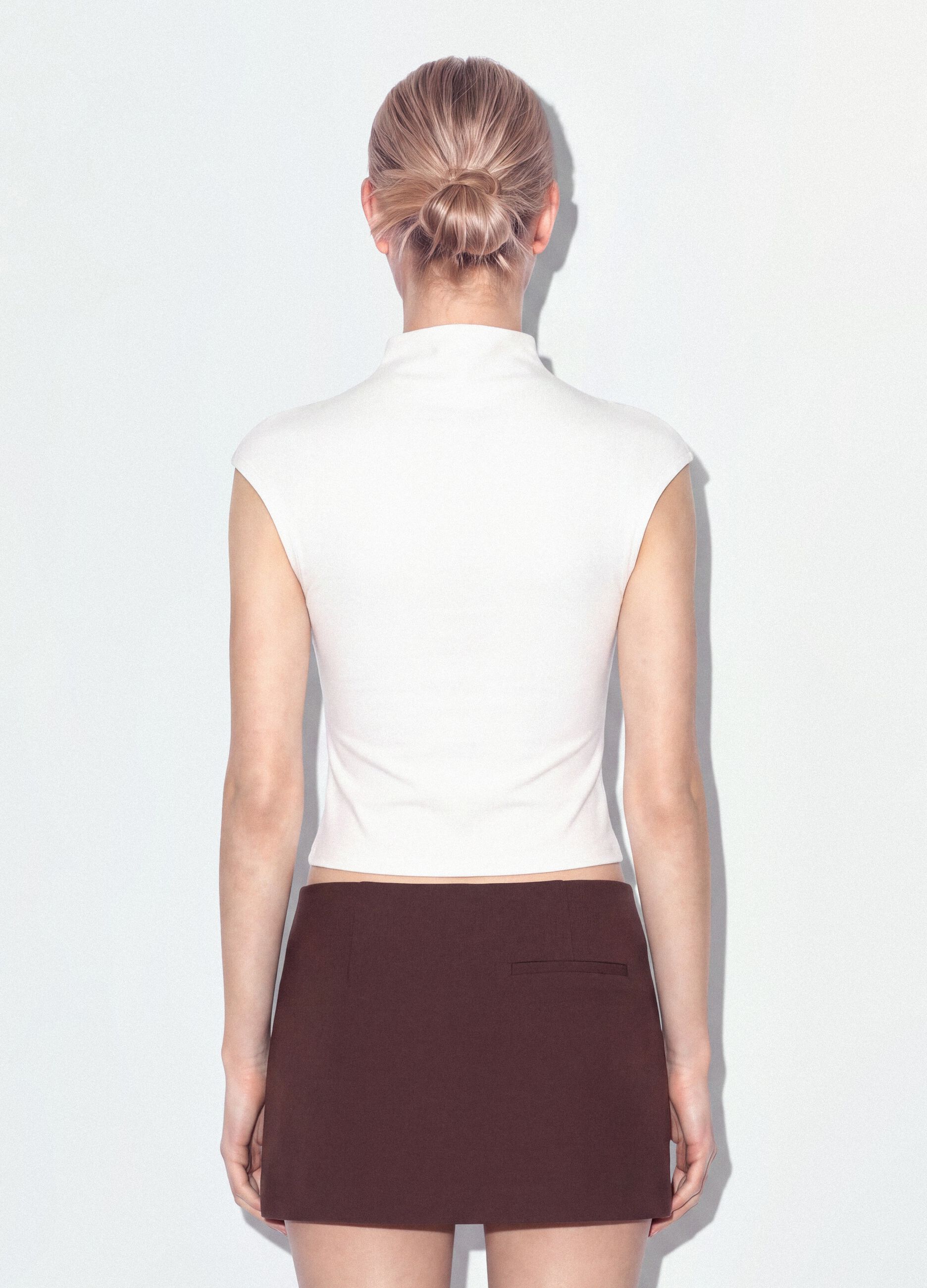 White fitted modal and stretch cotton T-shirt with high neck