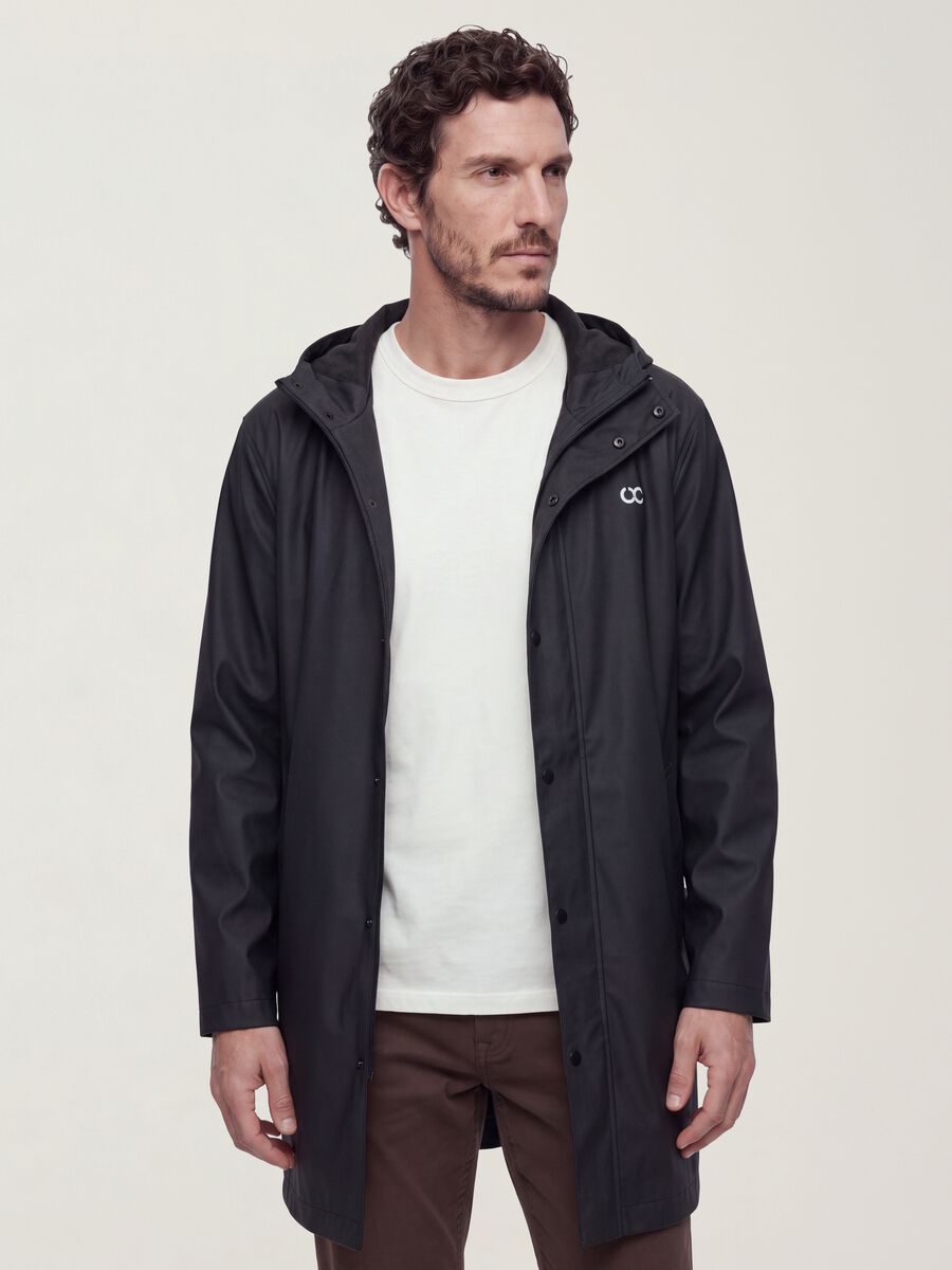 Impermeabile nero regular fit con zip_0
