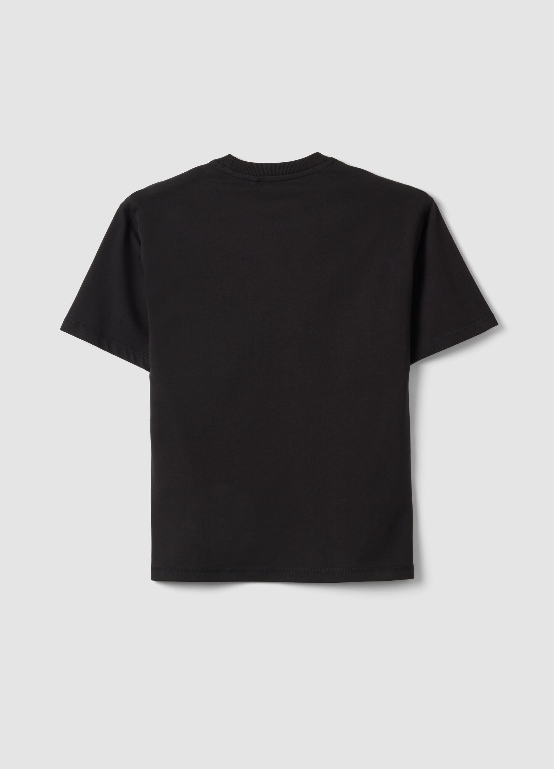 Boys&rsquo; black 100% cotton oversized T-shirt with chest pocket