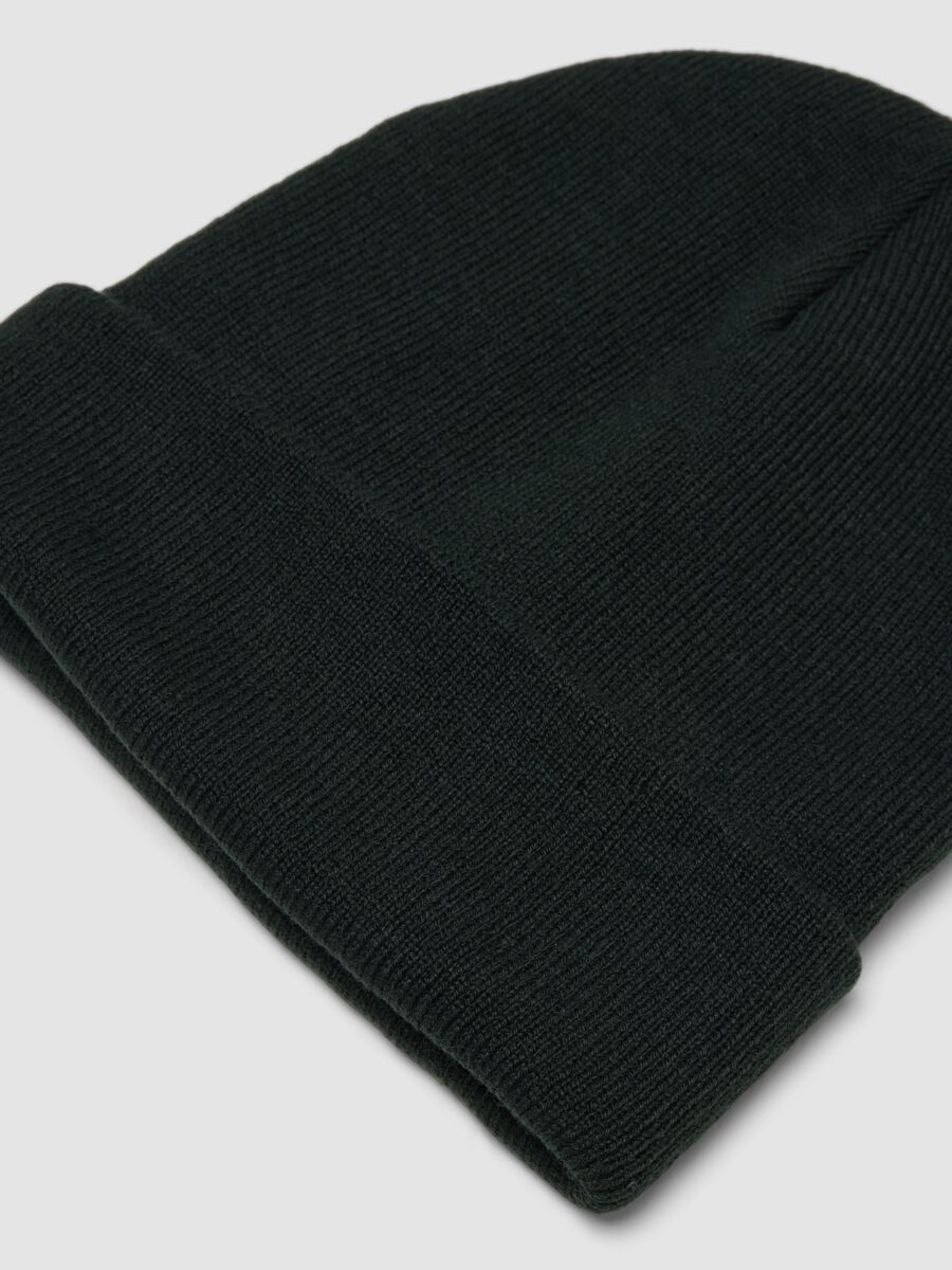 Black jersey knit beanie with turn-up cuff_1