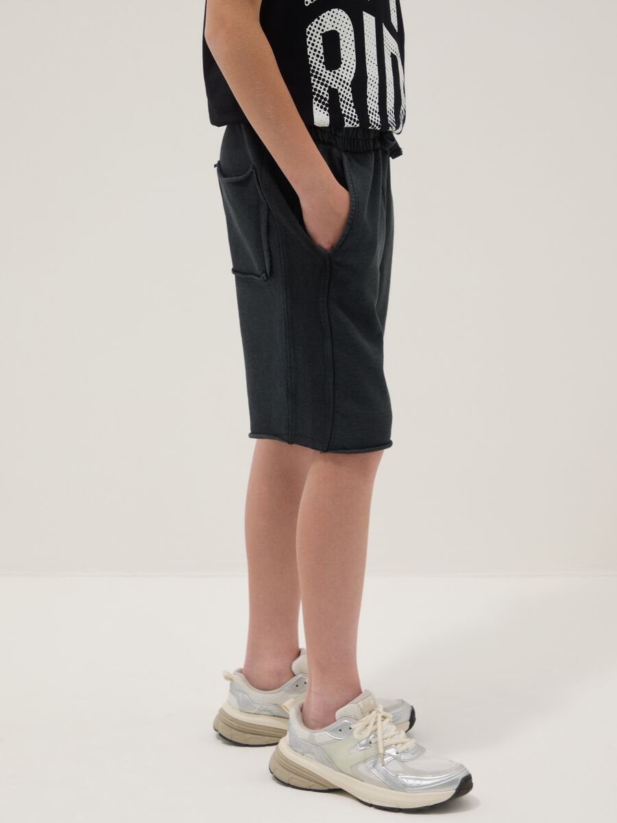 Black pure cotton shorts with elasticated waist_2