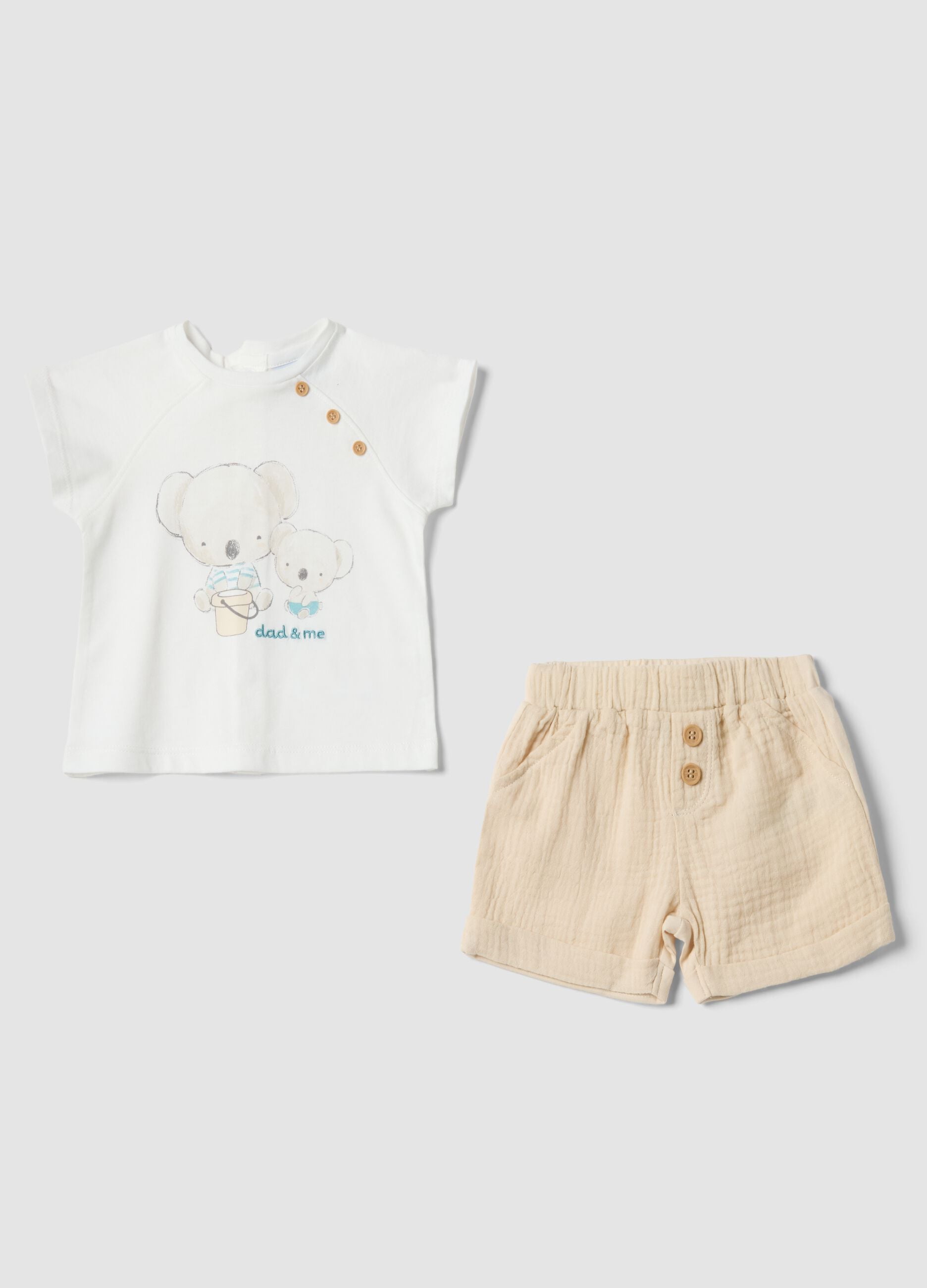 Multicolour pure cotton infant set with print and buttons