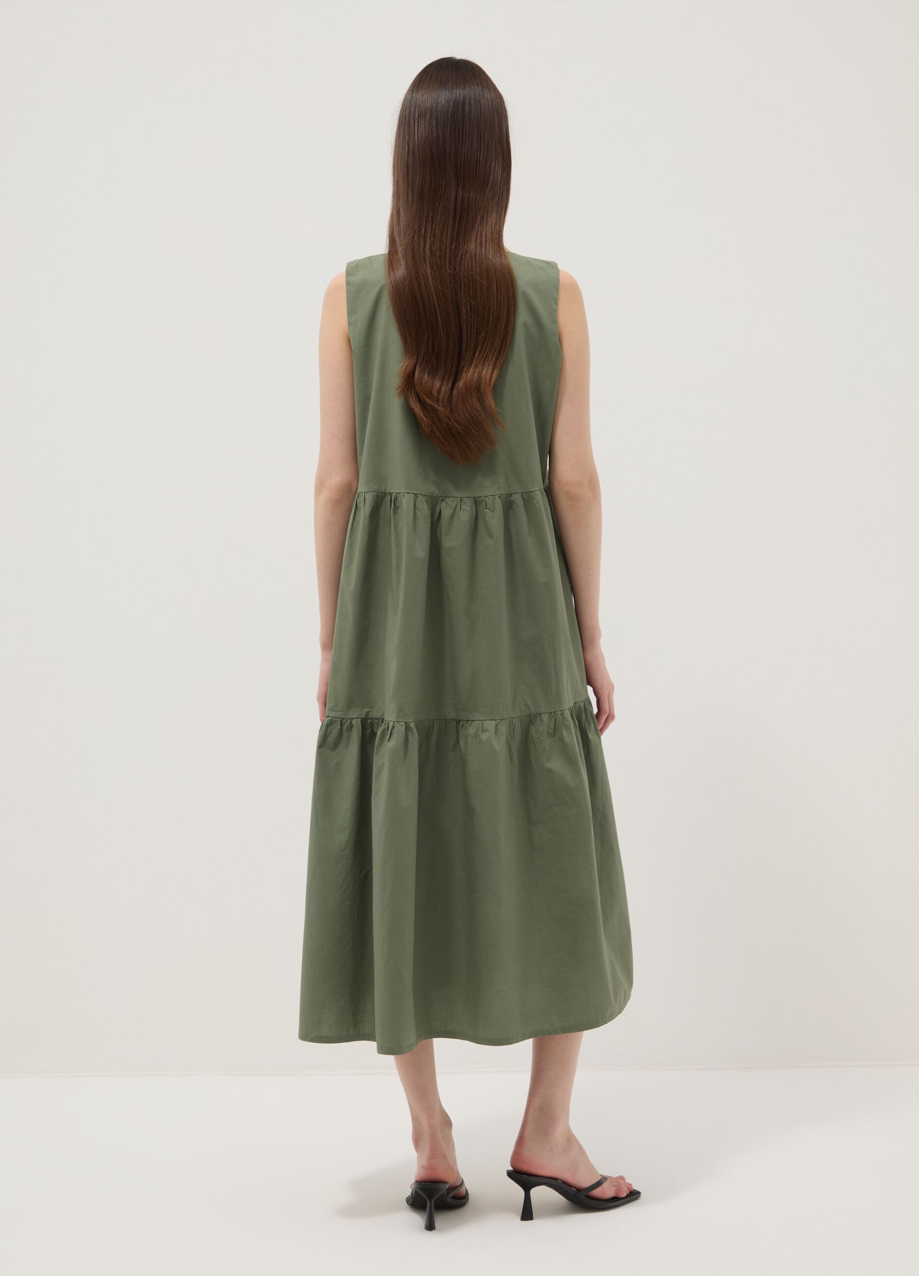 Green sleeveless pure cotton dress with tiered skirt, regular fit