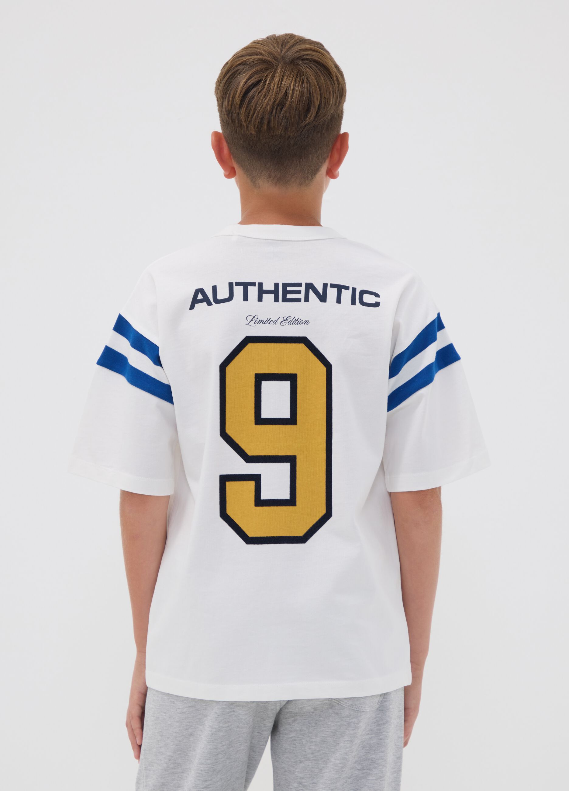 White relaxed-fit pure cotton crew-neck T-shirt with slogan for boys