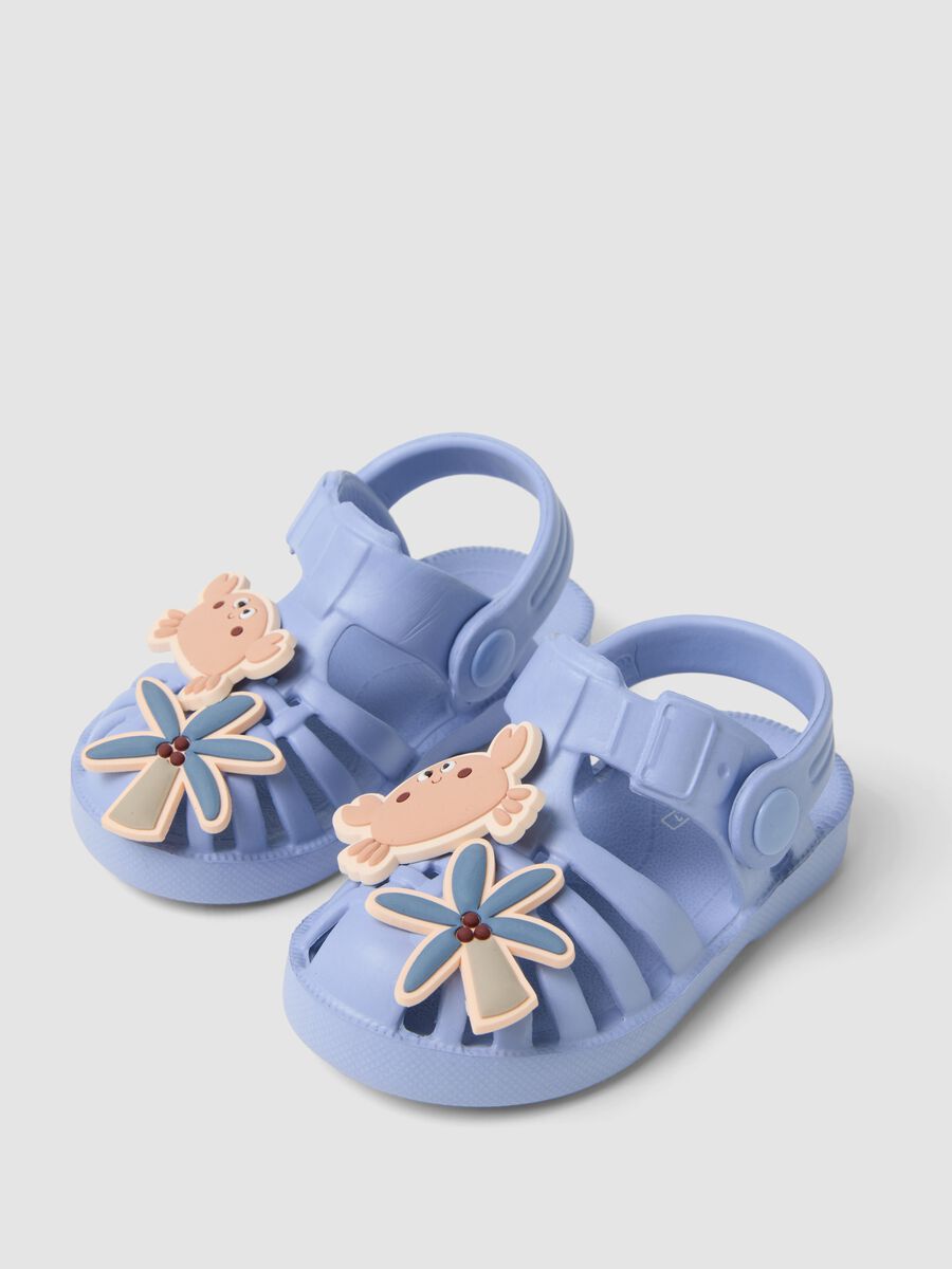 Sandali azzurri da neonato con applicazioni decorative_1