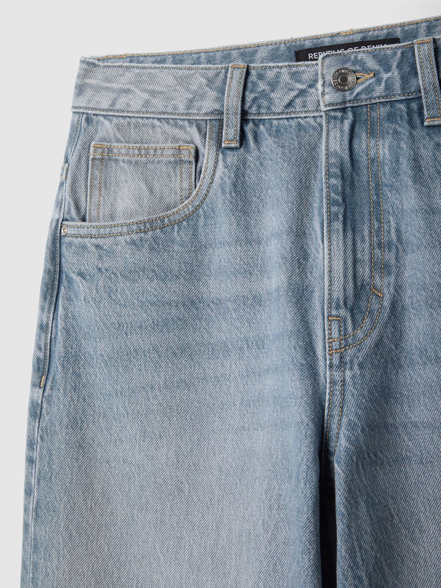 Jeans baggy in puro cotone lavaggio chiaro_5