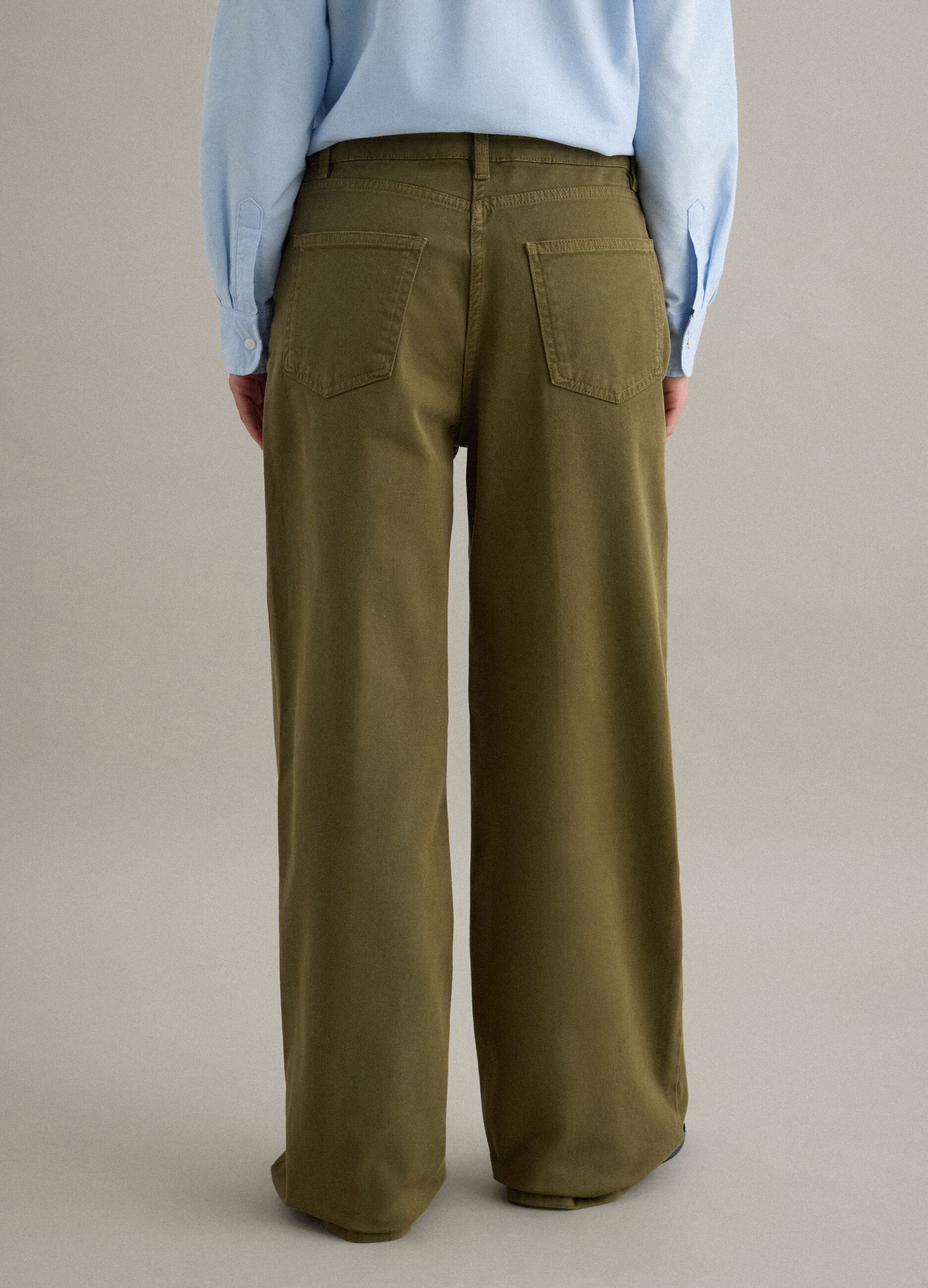 Regular fit stretch cotton green chino trousers