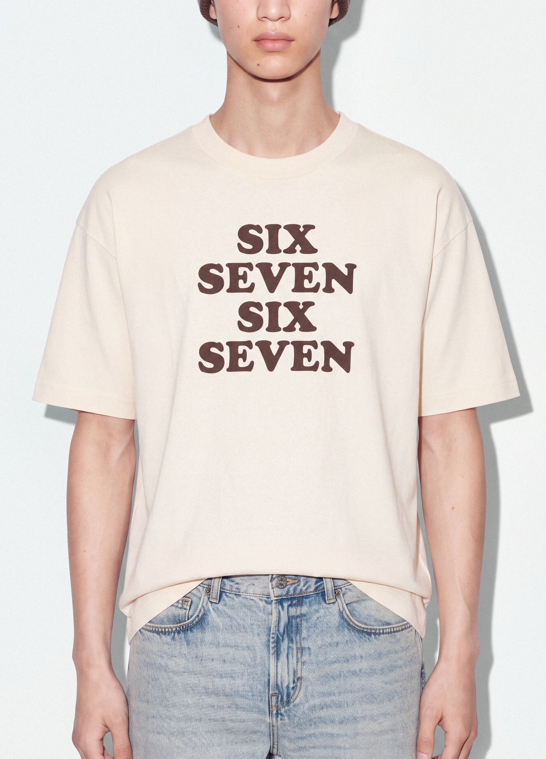 White pure cotton T-shirt with Six Seven front print, boxy fit