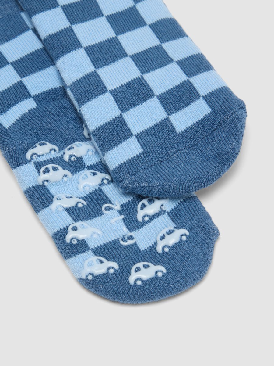 2-pack of blue anti-slip organic cotton blend socks for baby_1