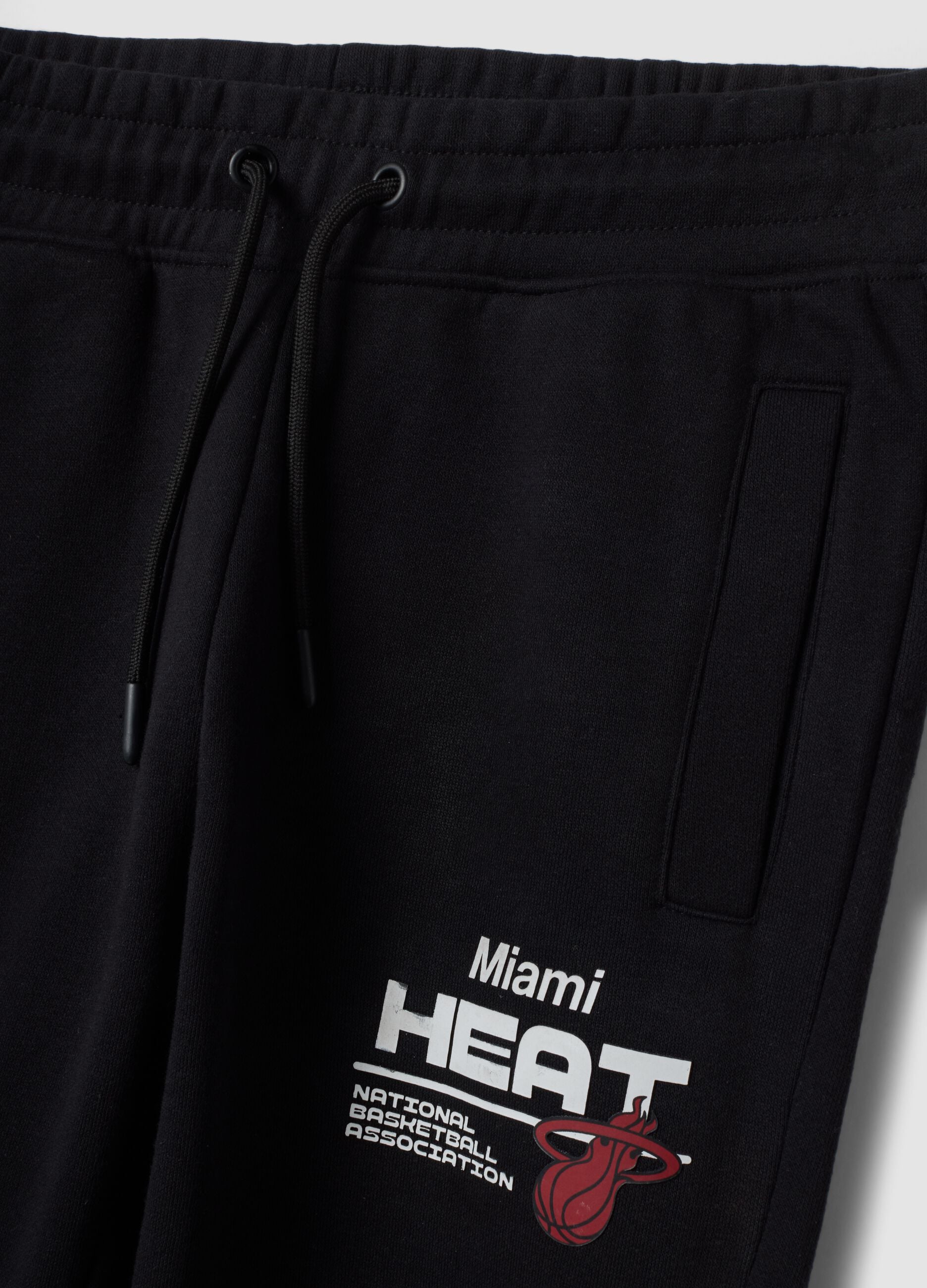 Black cotton-blend joggers with Miami Heat print, regular fit