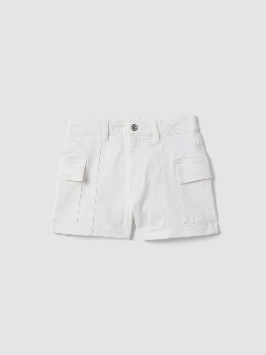 Girls&rsquo; white denim cargo shorts in stretch cotton, slim fit_3