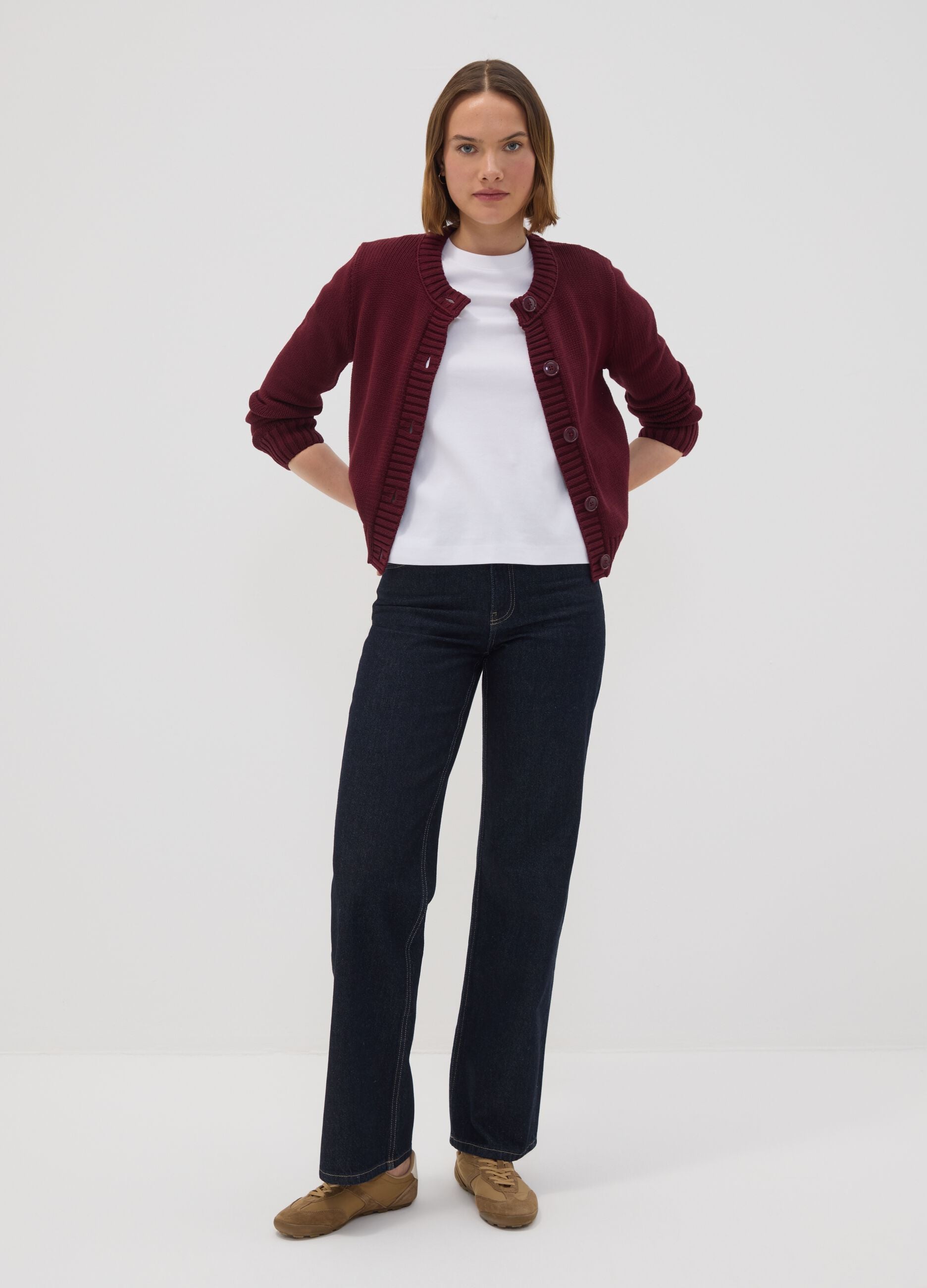 Burgundy pure cotton crew-neck cardigan with buttons, regular fit