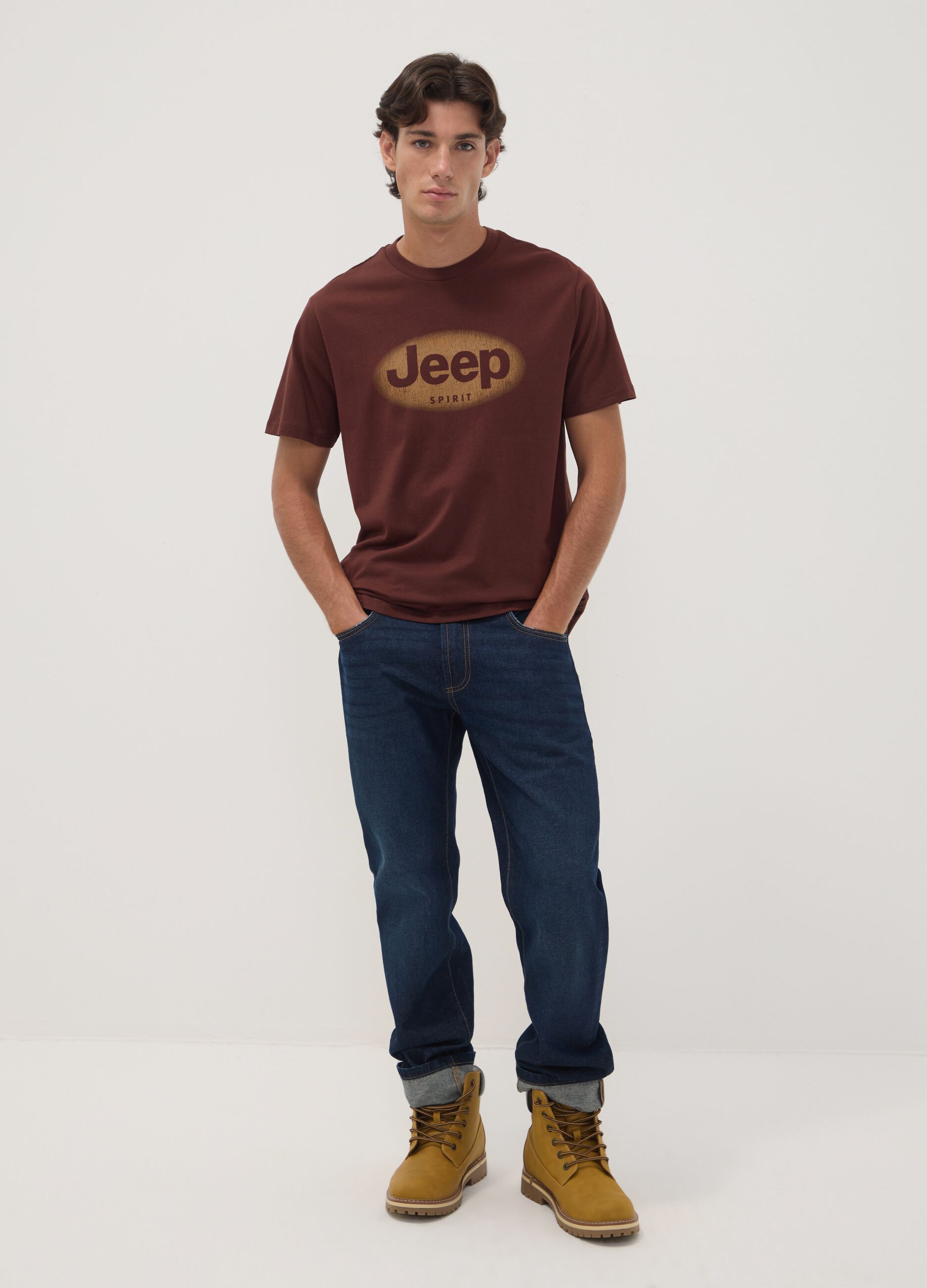 Brown pure cotton crew-neck T-shirt with Jeep print