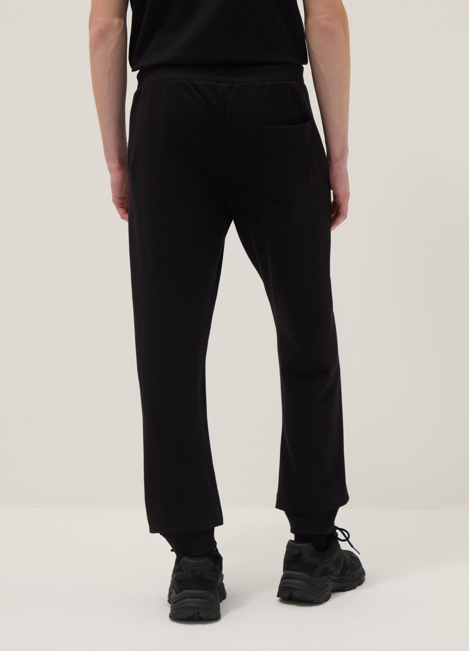 Black Cotton Blend Regular Fit Jogger Pants with Everlast Logo