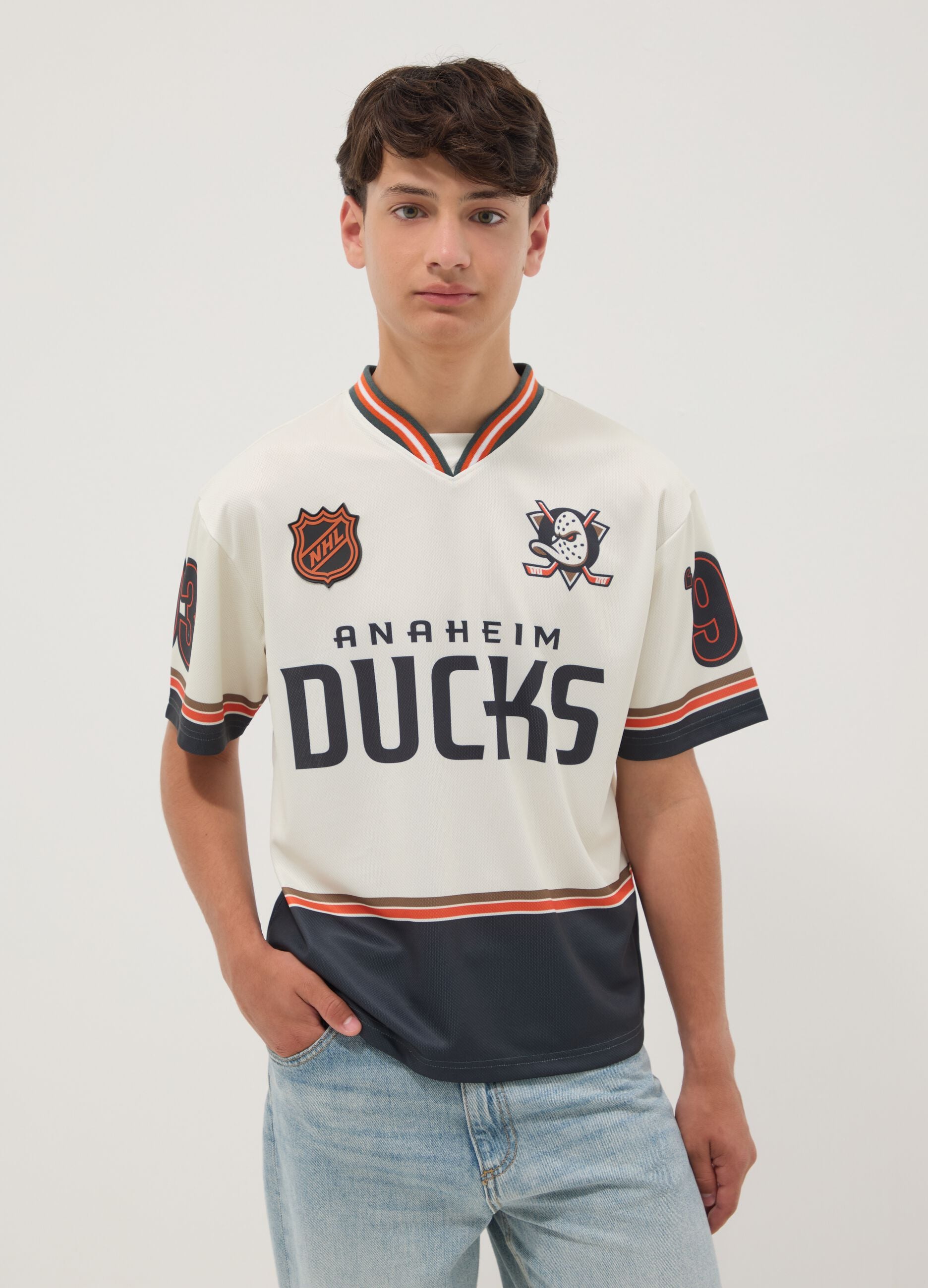 White short-sleeve crew-neck T-shirt for boys in a relaxed fit