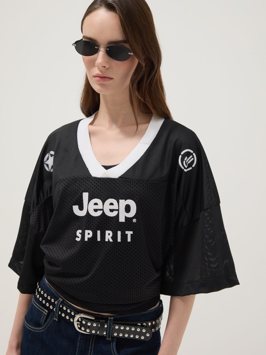 T-shirt nera a maniche corte con inserto traforato regular fit_0