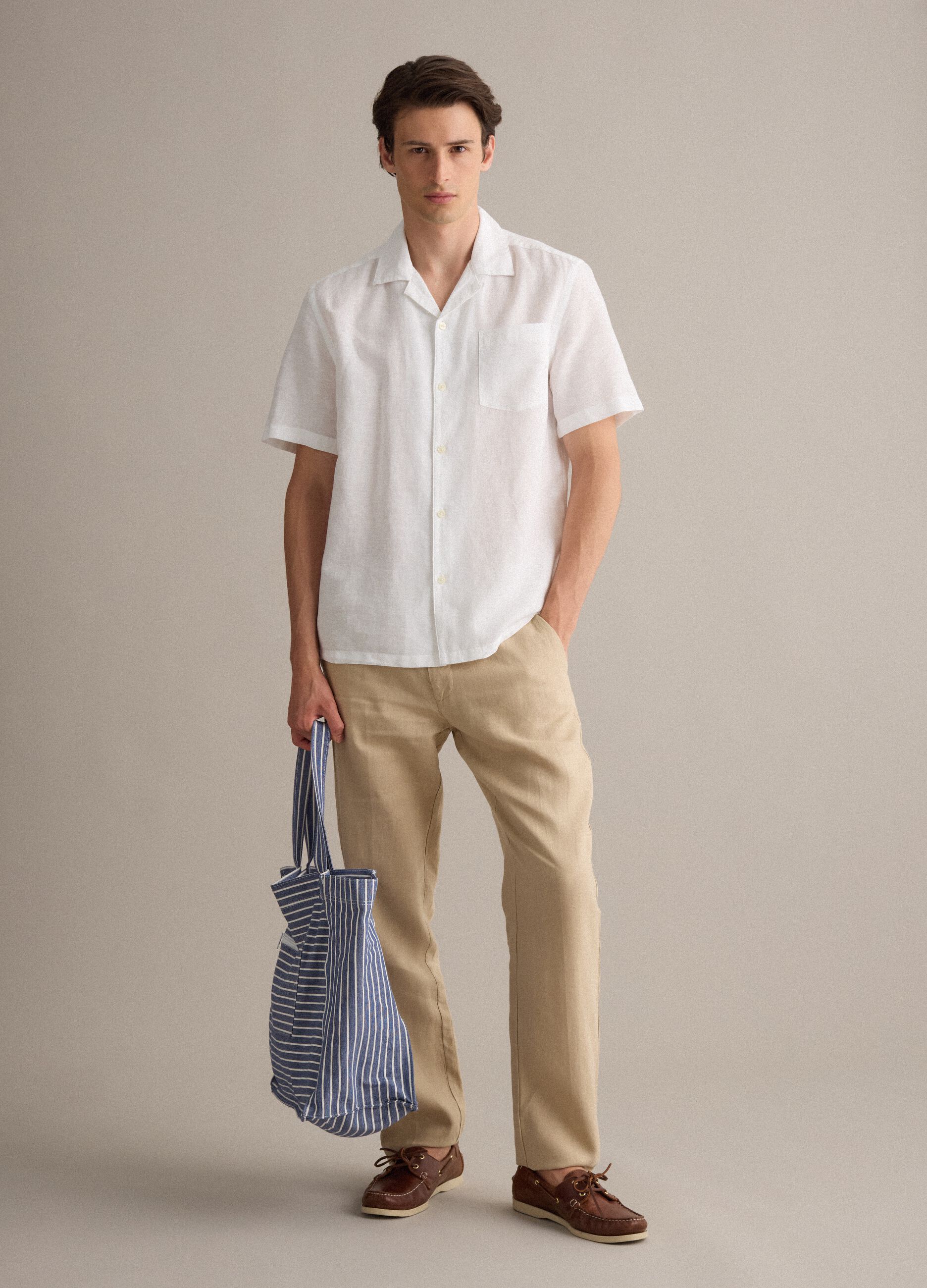 White linen-cotton blend shirt with bowling collar, regular fit