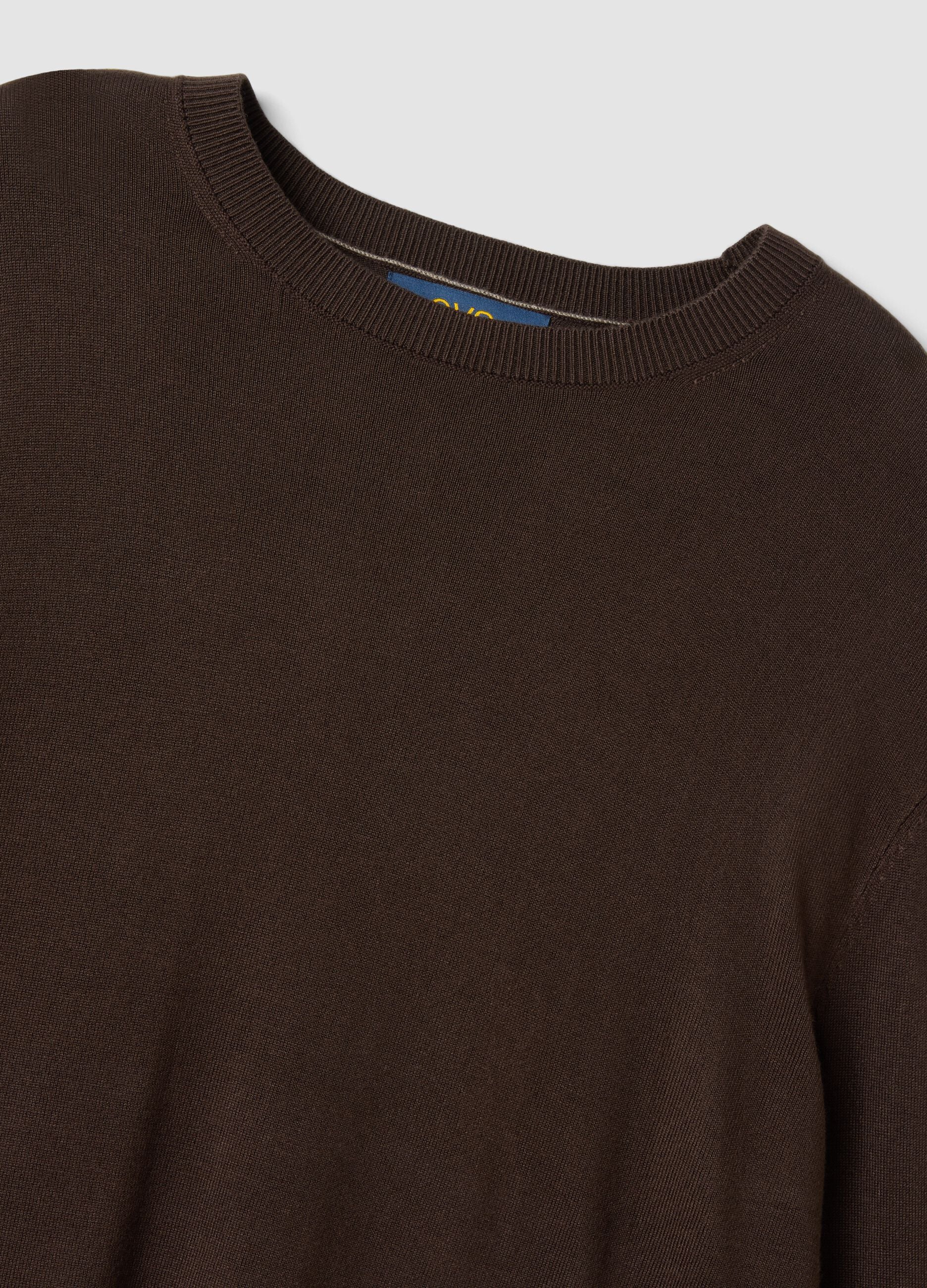 Brown crew-neck viscose-blend jumper, regular fit