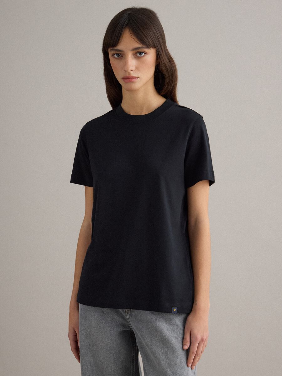 Black pure cotton crew neck t-shirt in regular fit_1