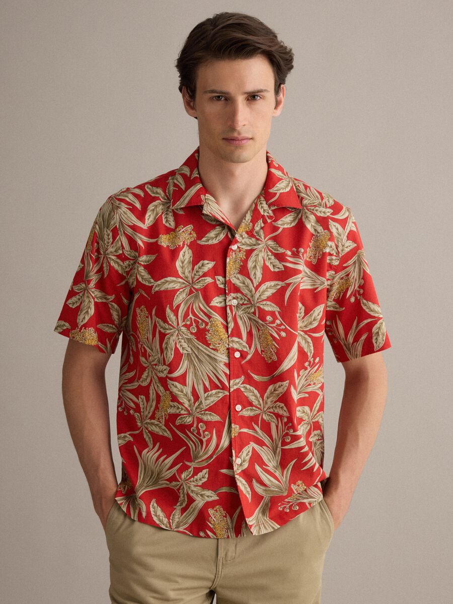 Red organic cotton shirt with tropical print_1