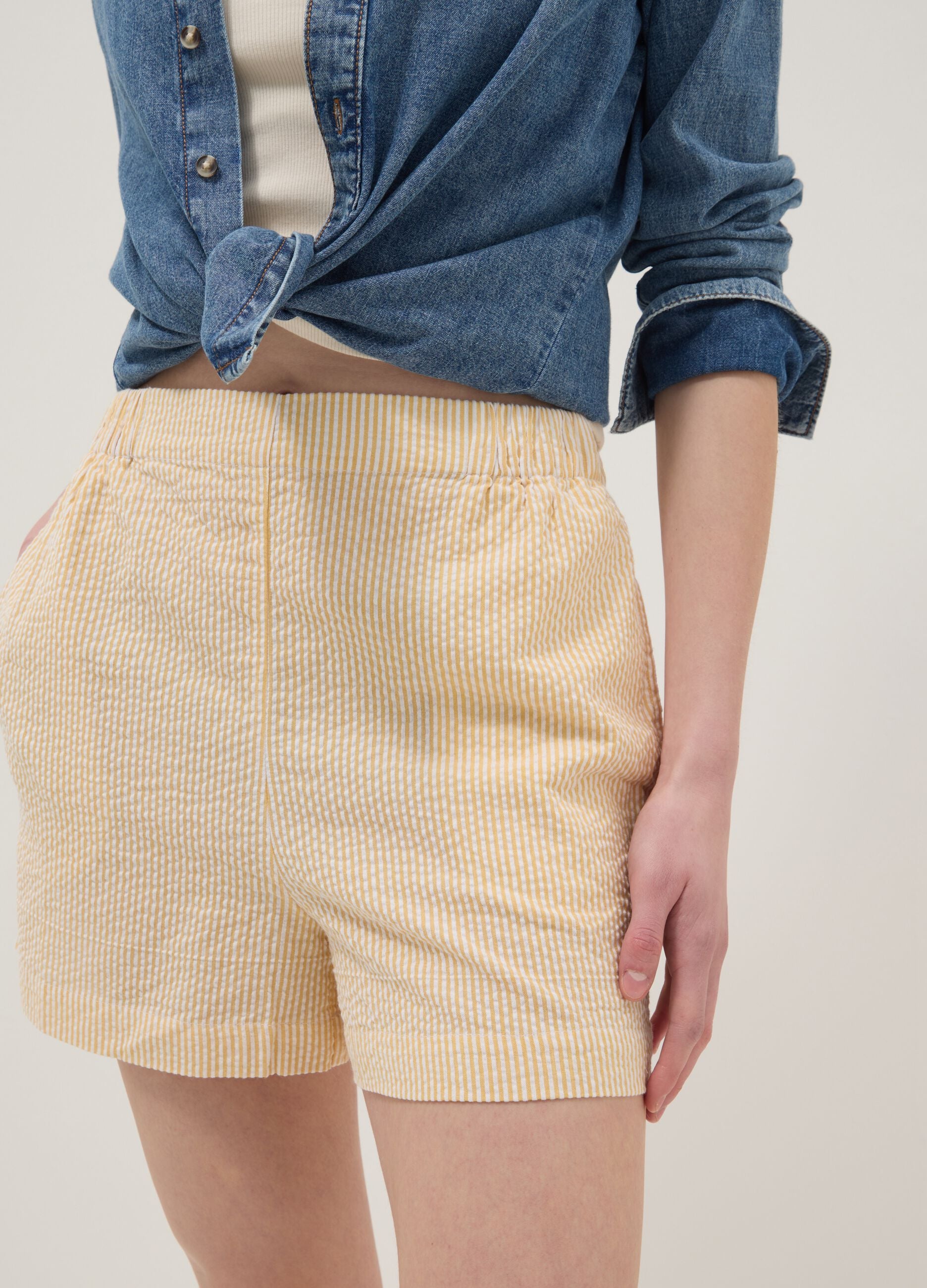 Regular-fit multicolour striped pure cotton shorts