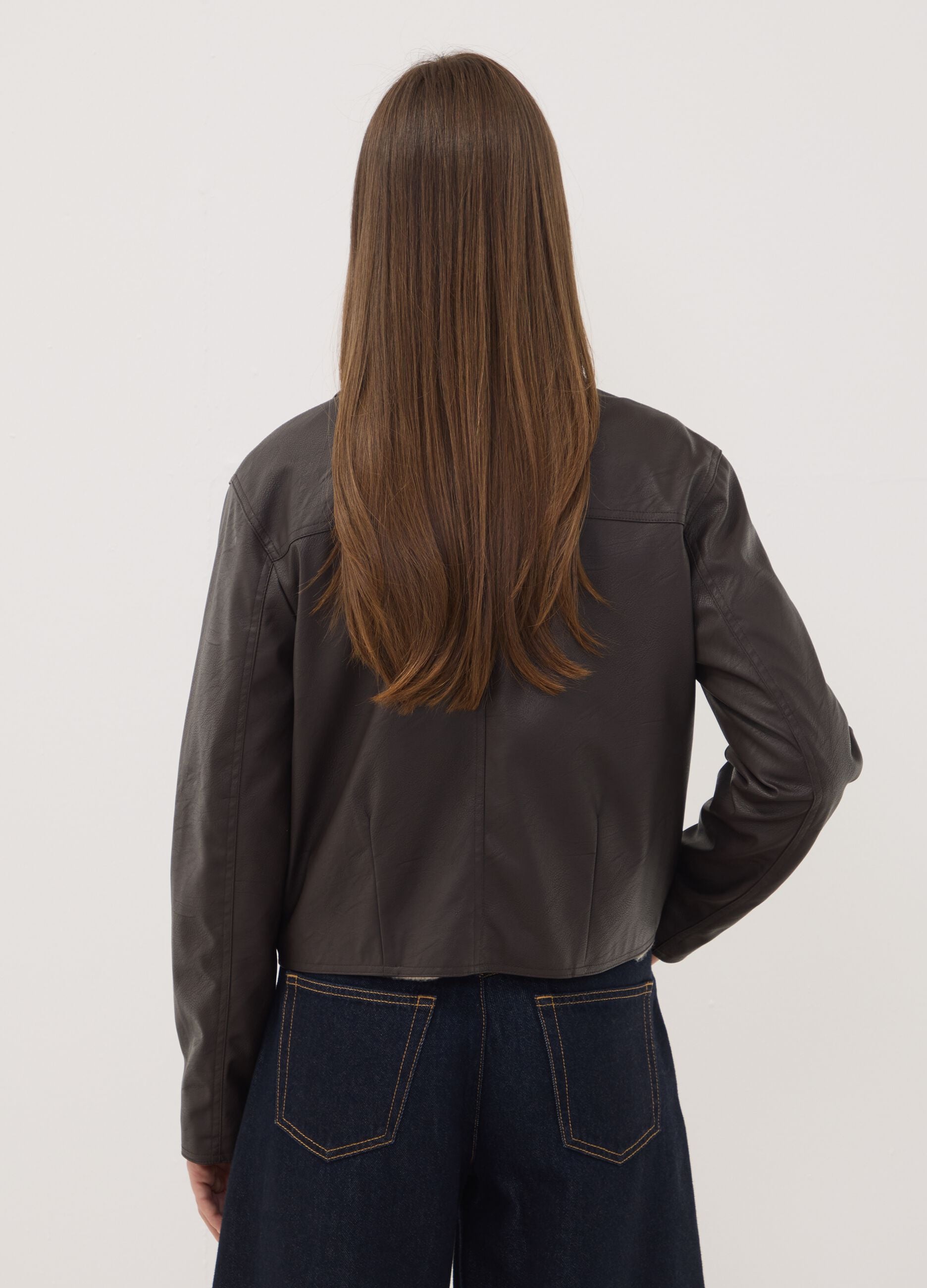 Brown jacket with zip fastening and slim-fit collar