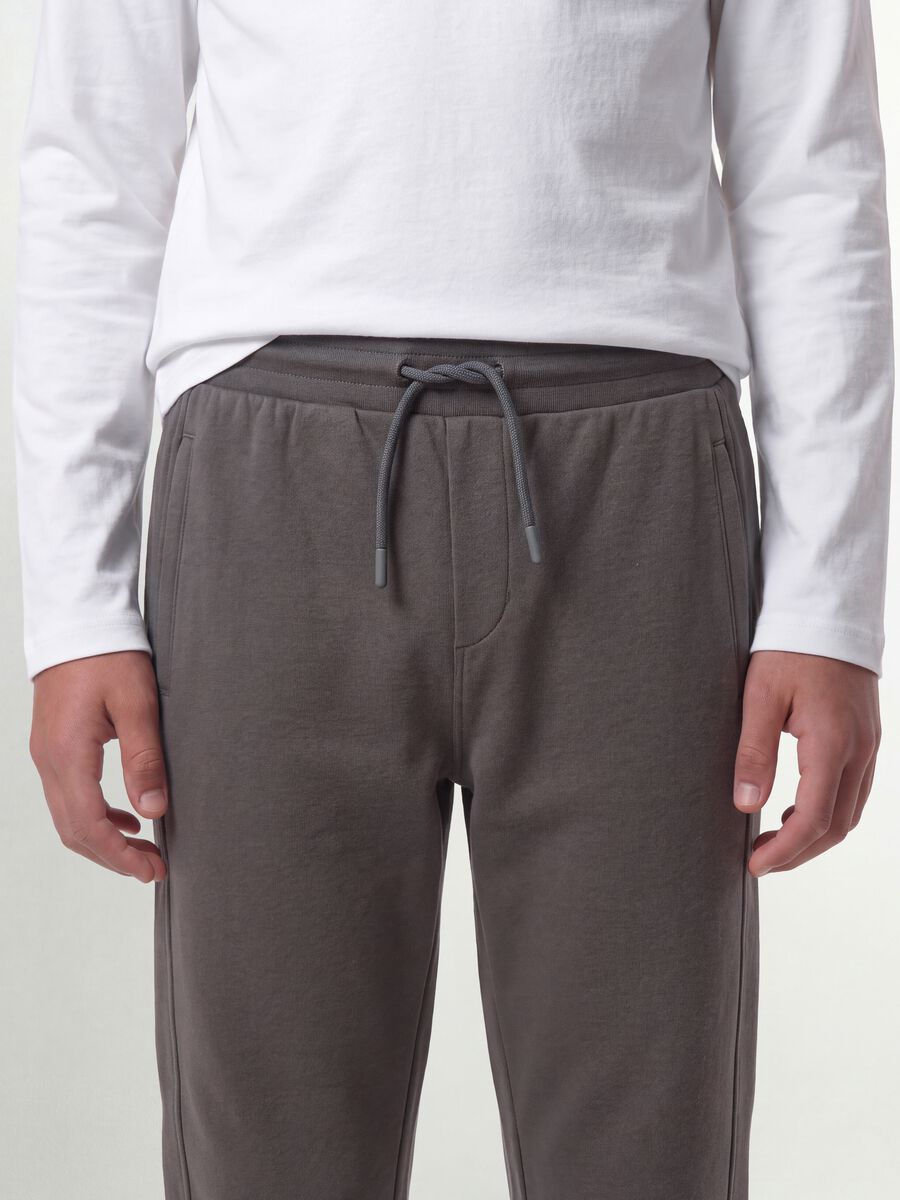 Grey organic cotton jogger trousers_2