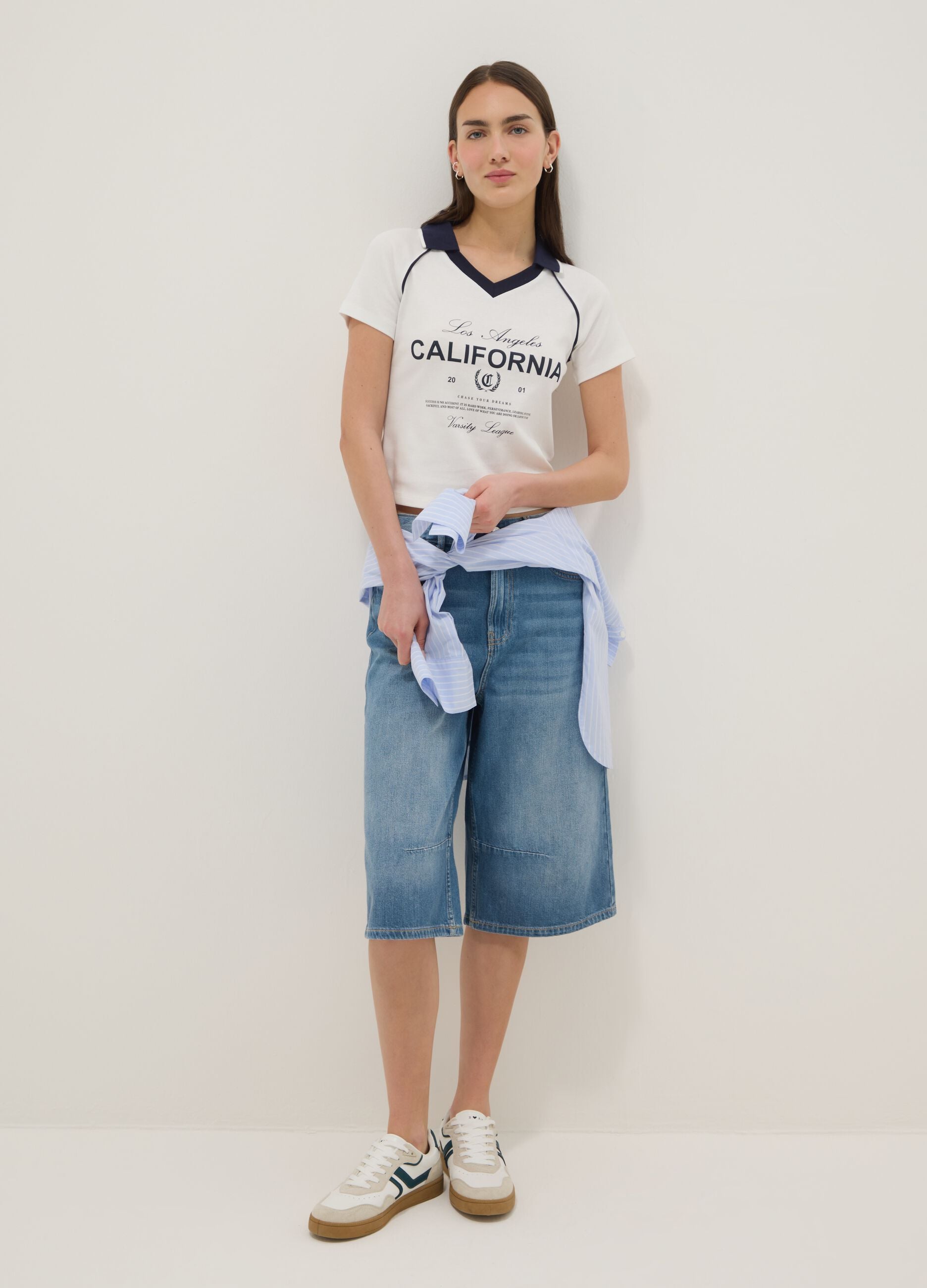 White pure cotton regular fit polo neck T-shirt with print