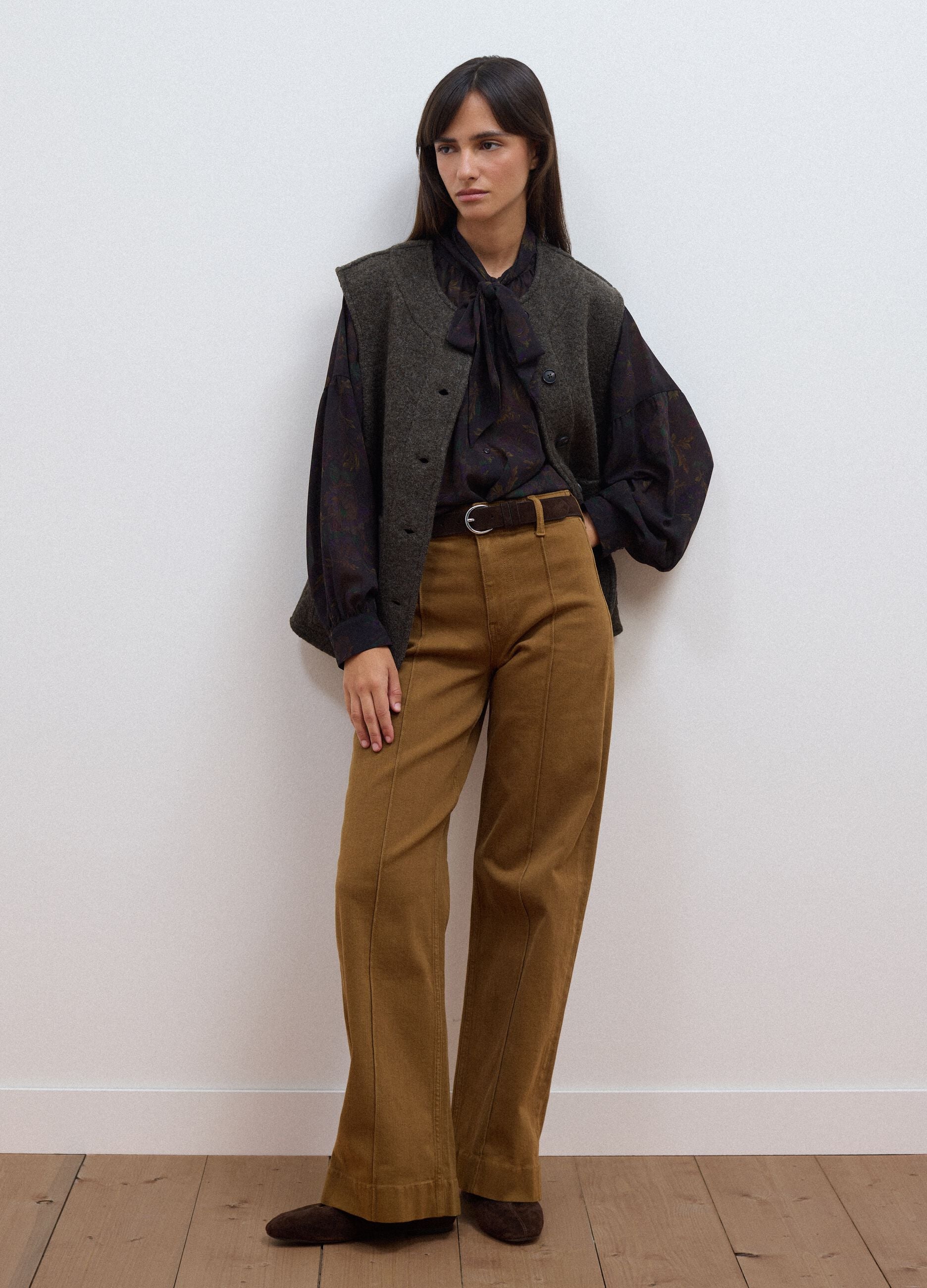 Brown wide-leg jeans in stretch cotton twill