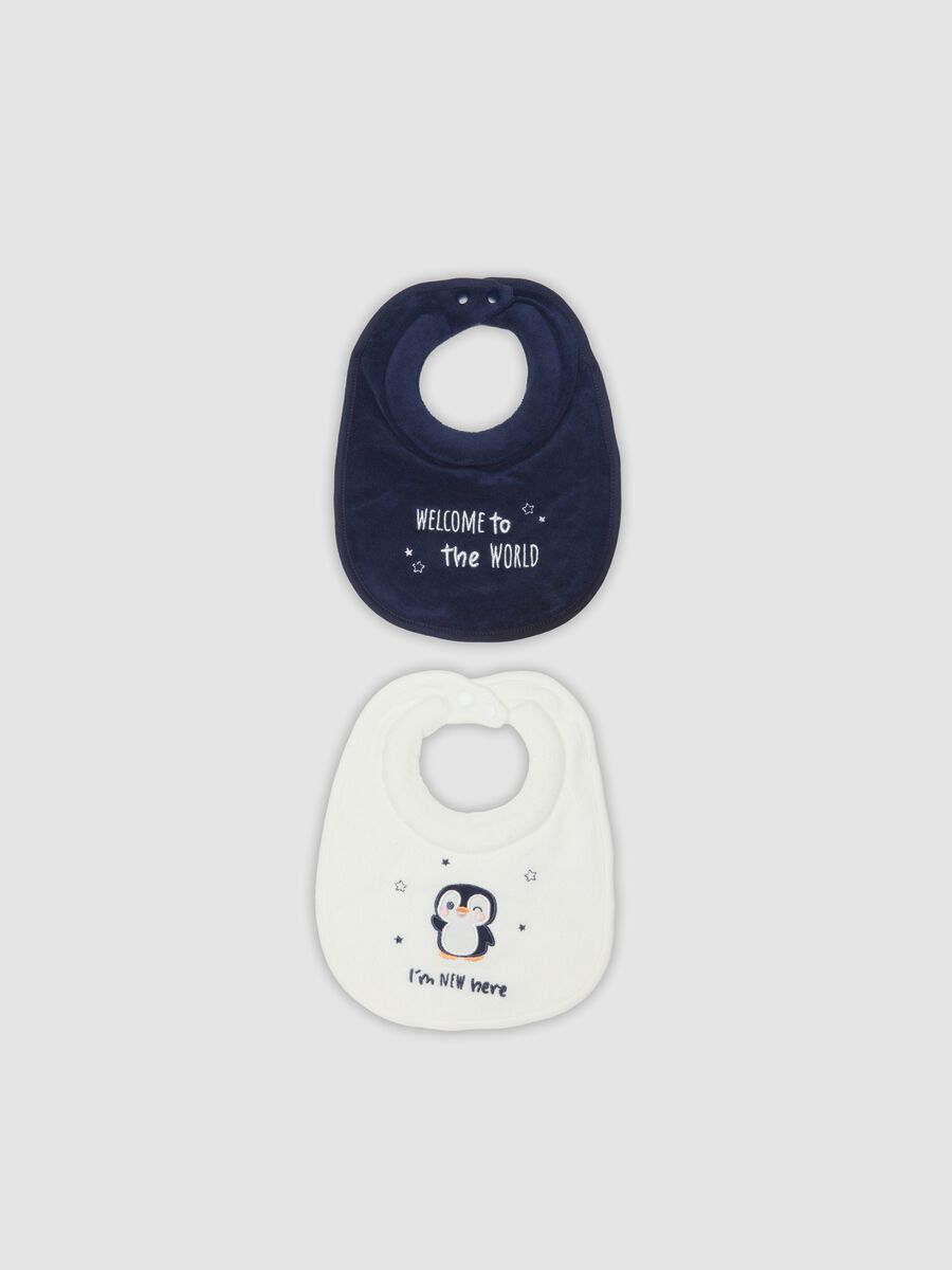 Bipack di bavaglini blu e bianco in misto cotone organico con ricami_0