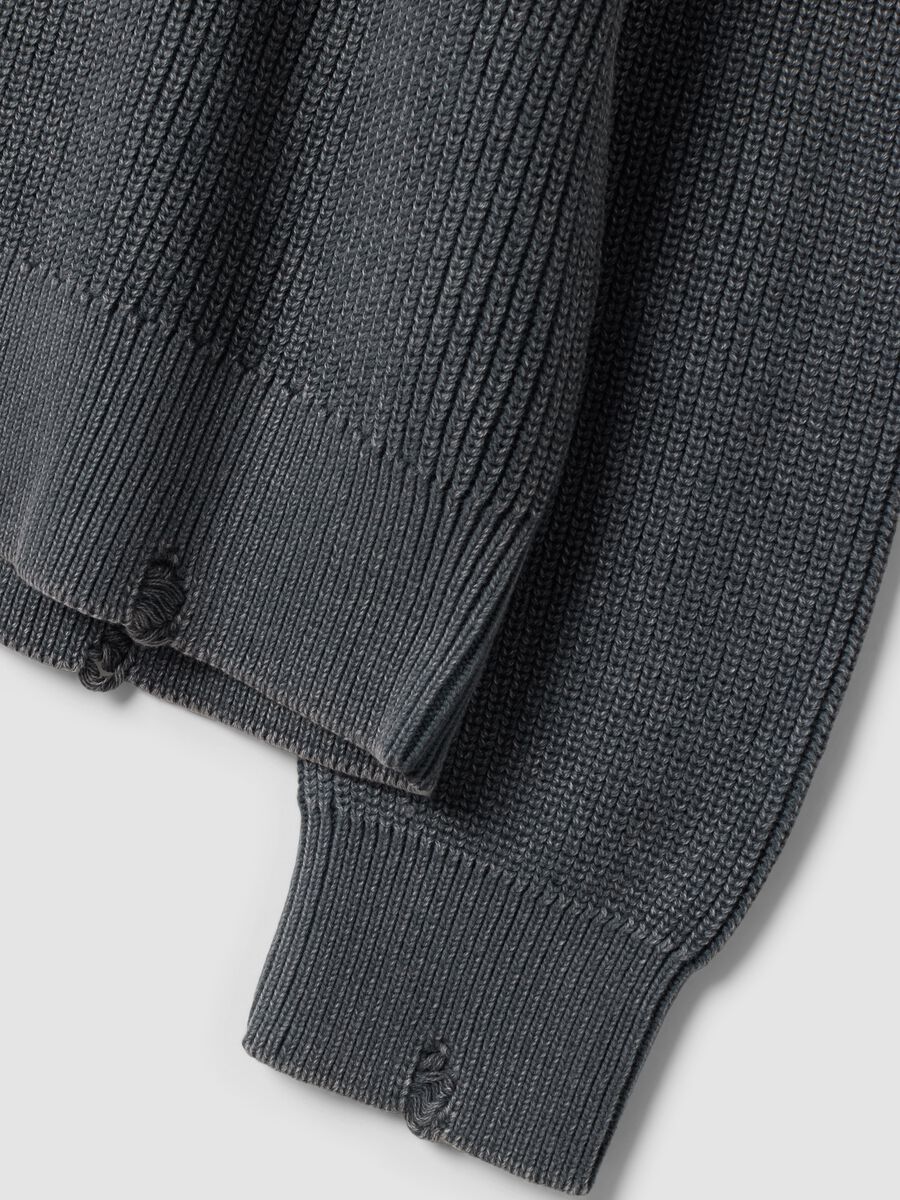 Maglia grigia in puro cotone a coste con girocollo regular fit_5