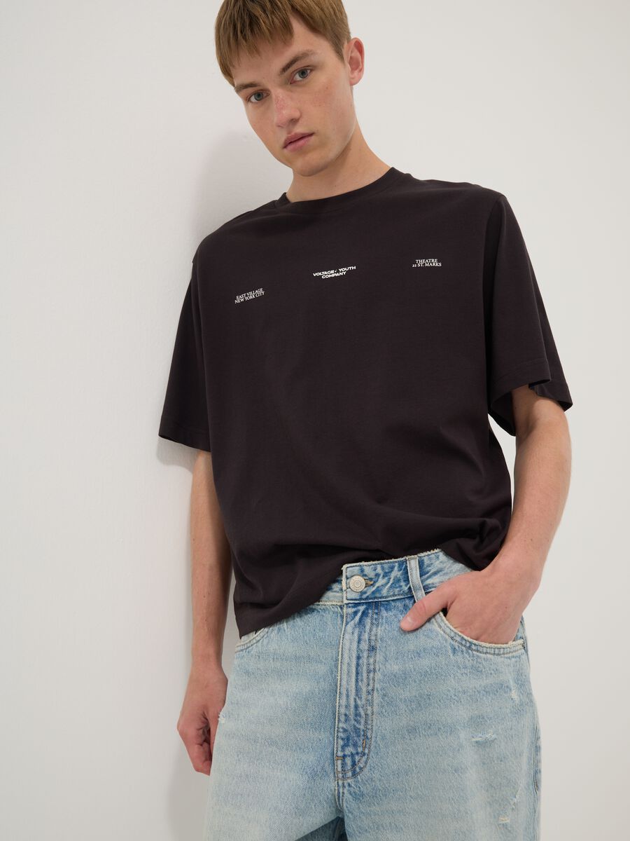 Black pure cotton T-shirt with front print_0
