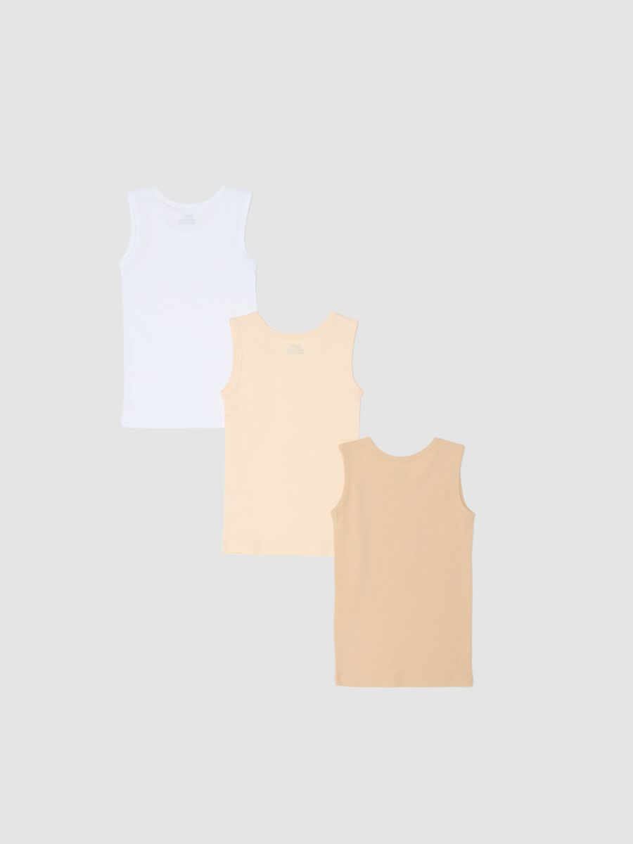 Triple pack of multicolour pure cotton vests for newborns with regular fit_1