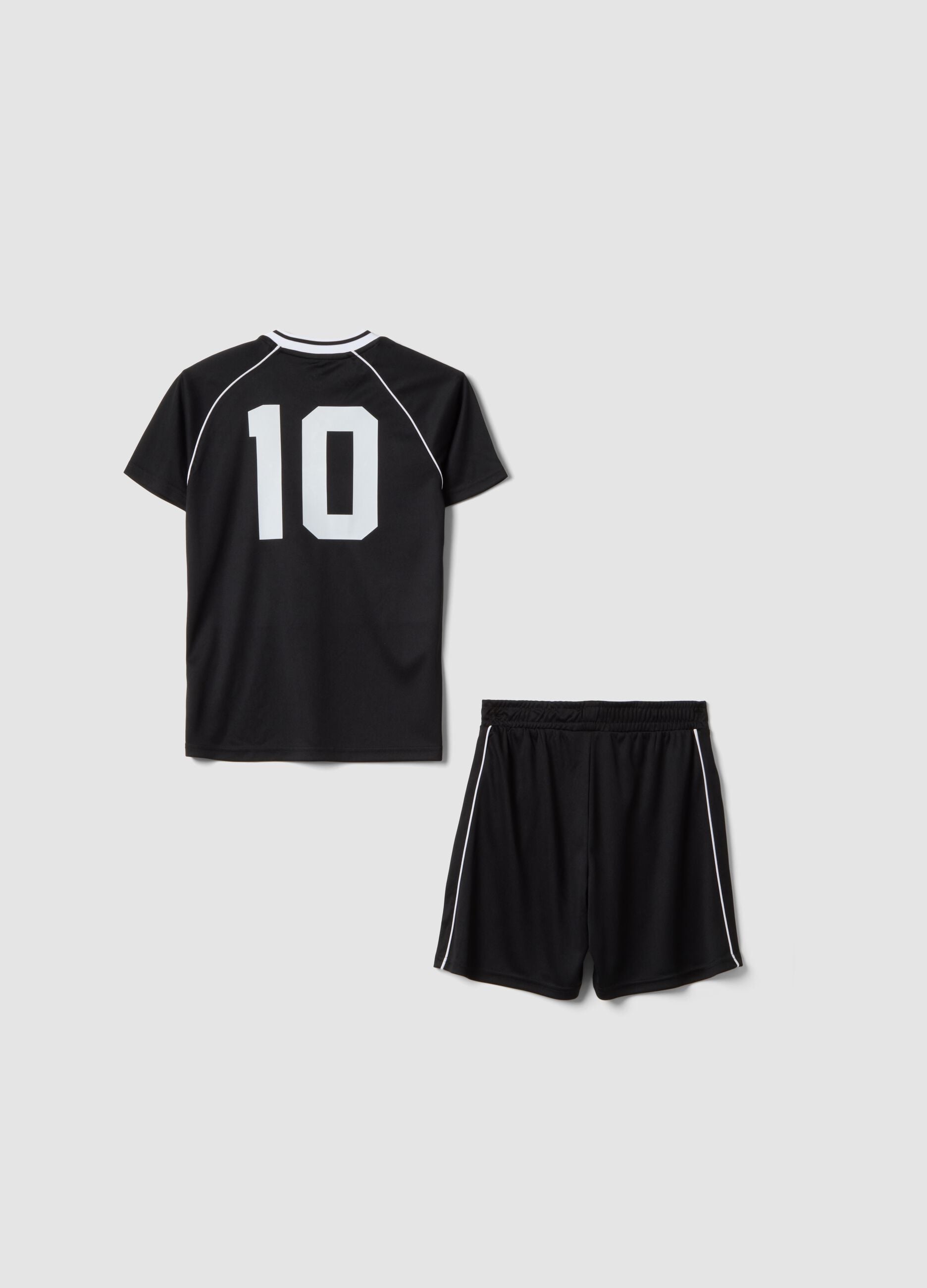 Black sporty T-shirt and shorts set for boys, regular fit