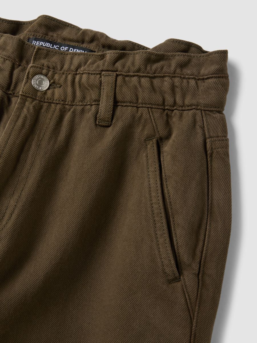 Brown denim baggy-fit jeans in pure cotton with paperbag waist_5