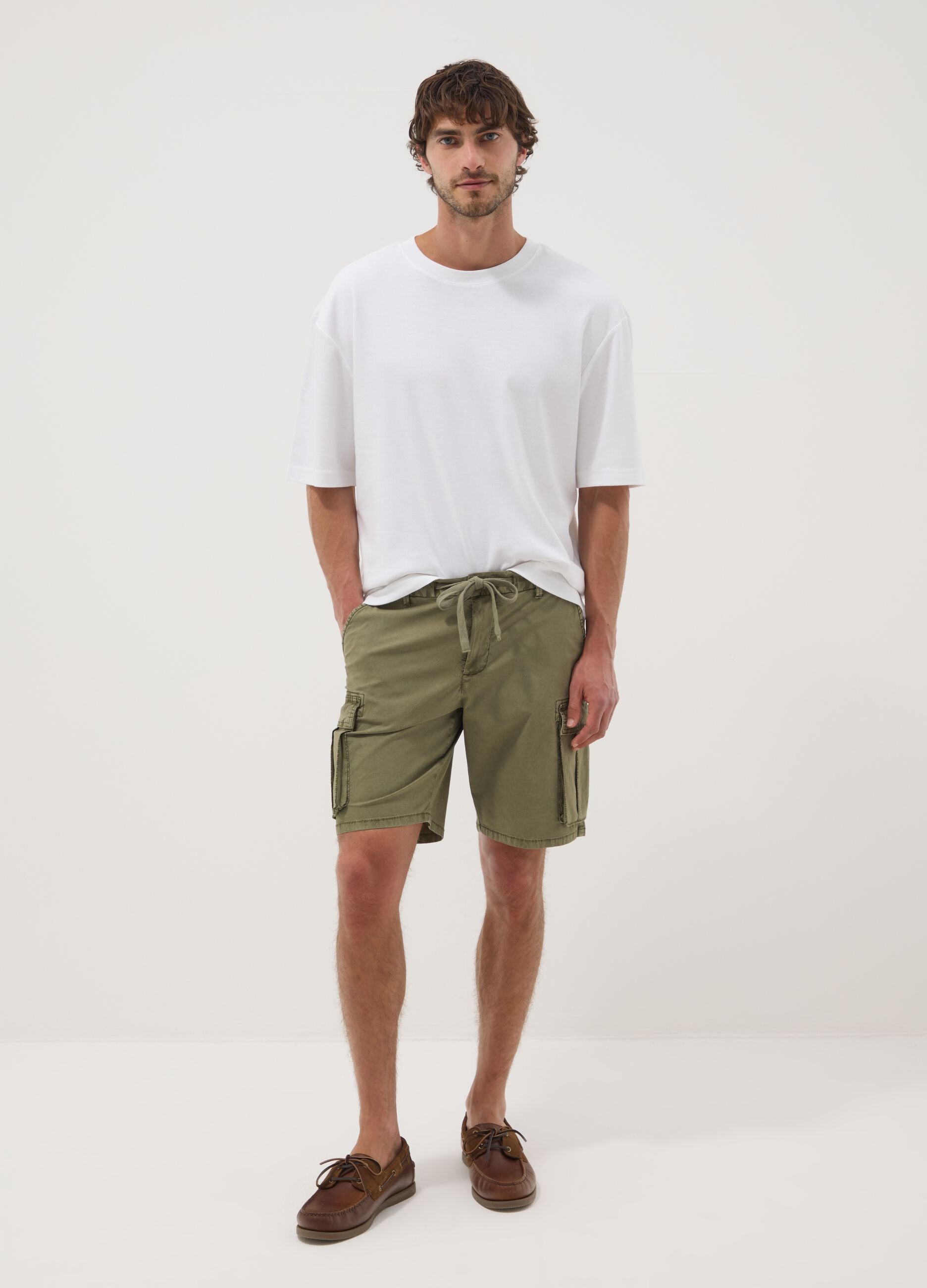 Green stretch cotton cargo Bermuda shorts