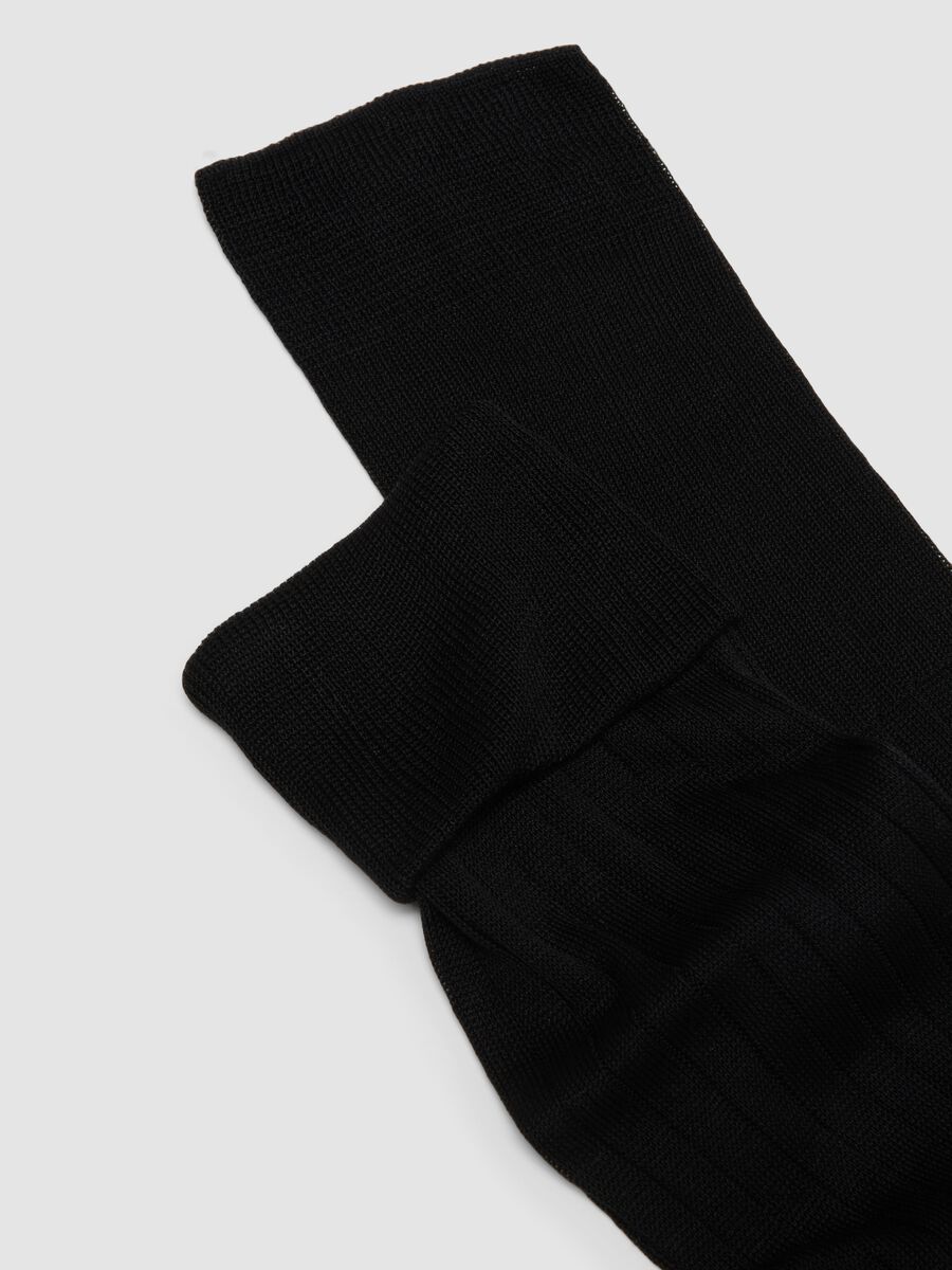 Black long socks in pure cotton_2